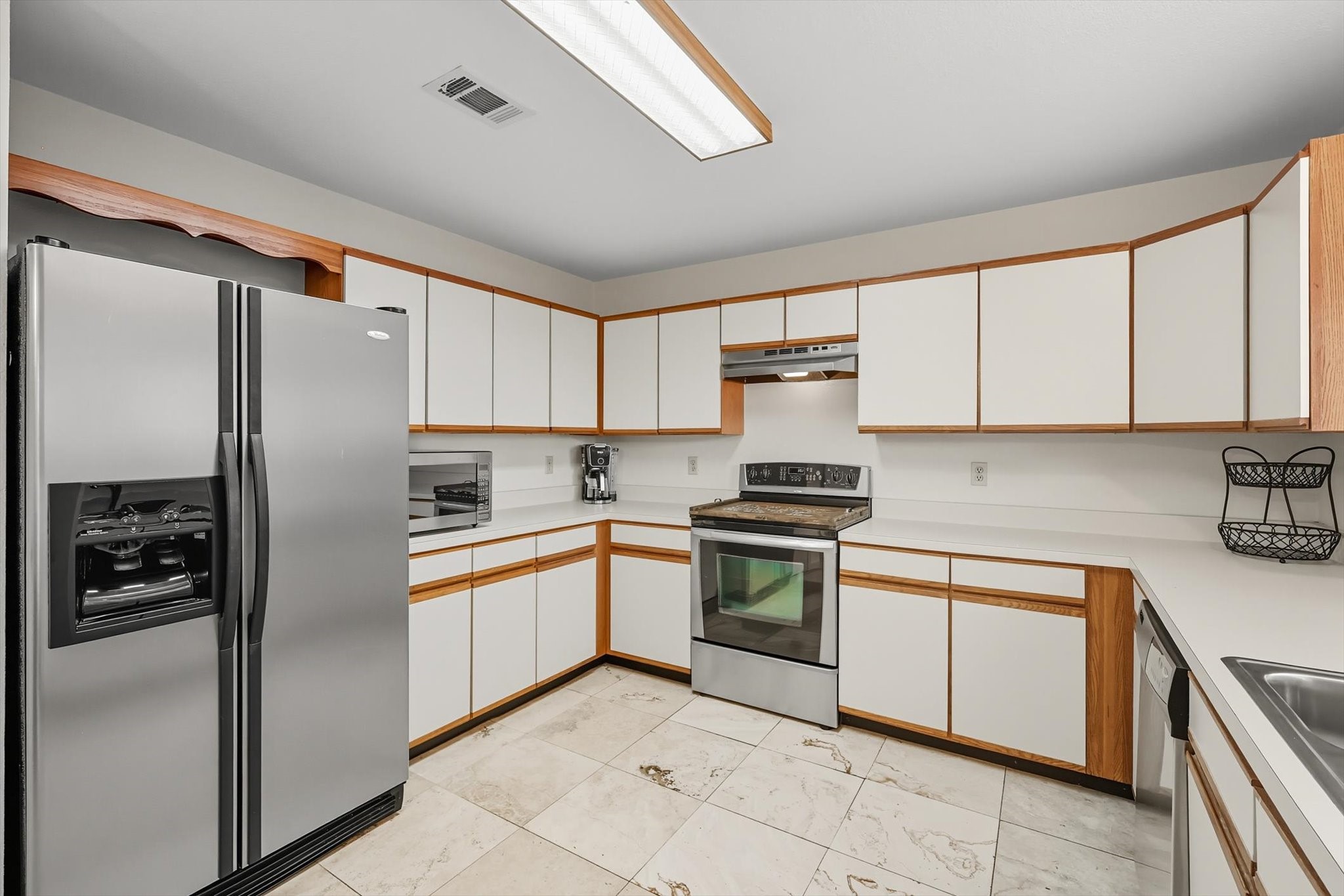 1008 Hemlock Court