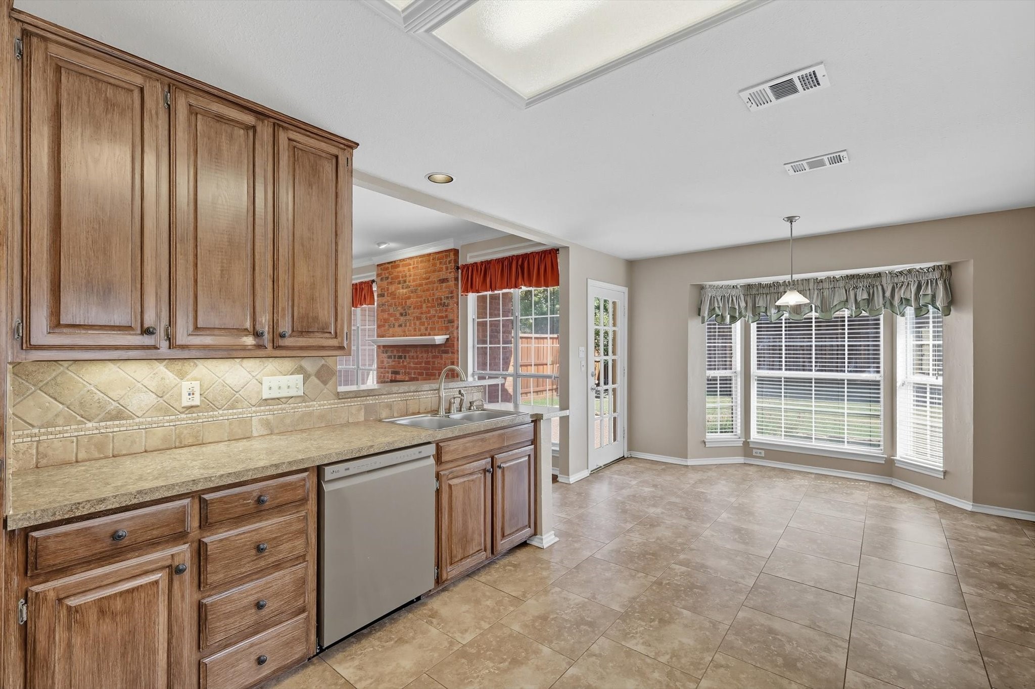 317 Parkview Place