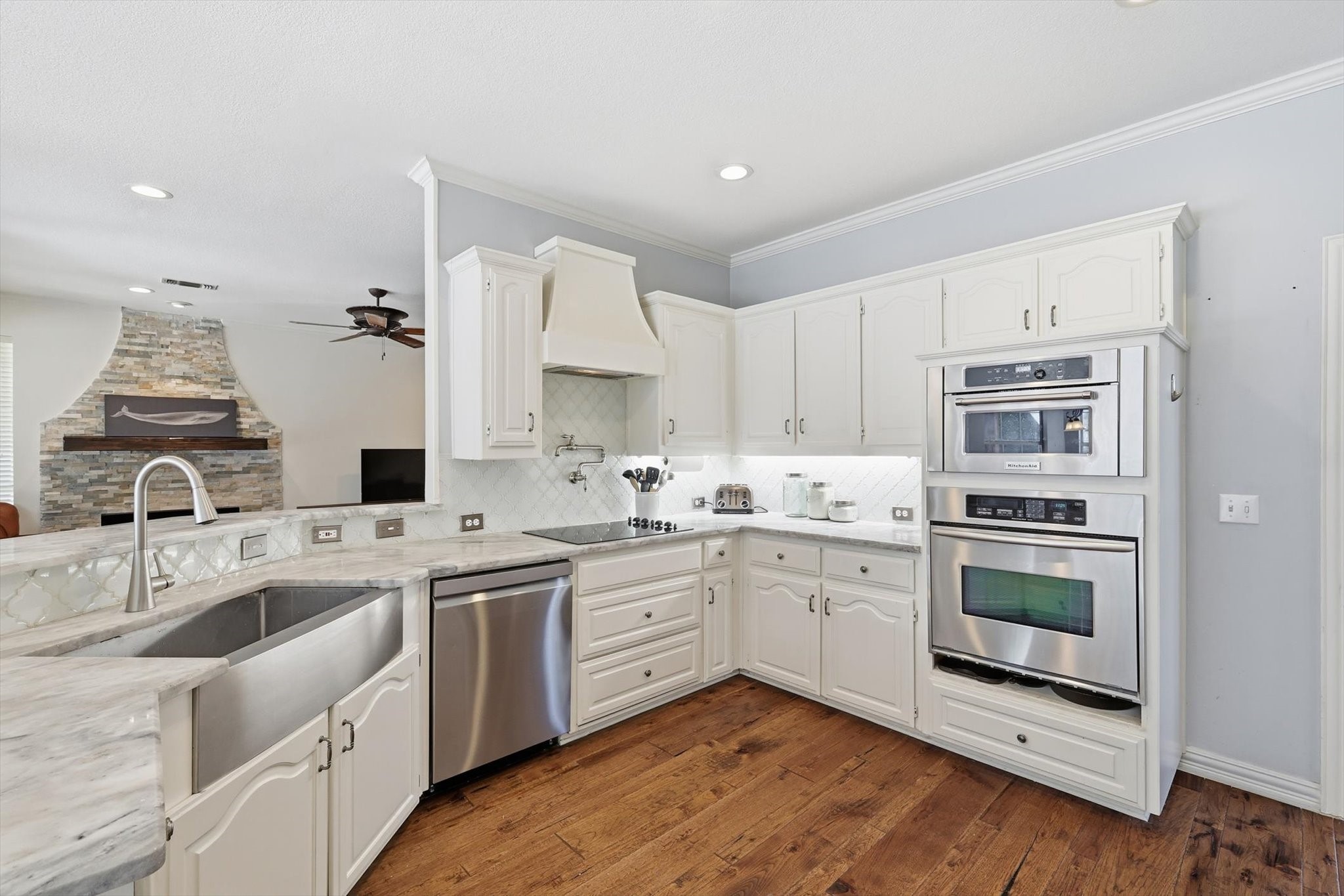 192 Hollowtree Court