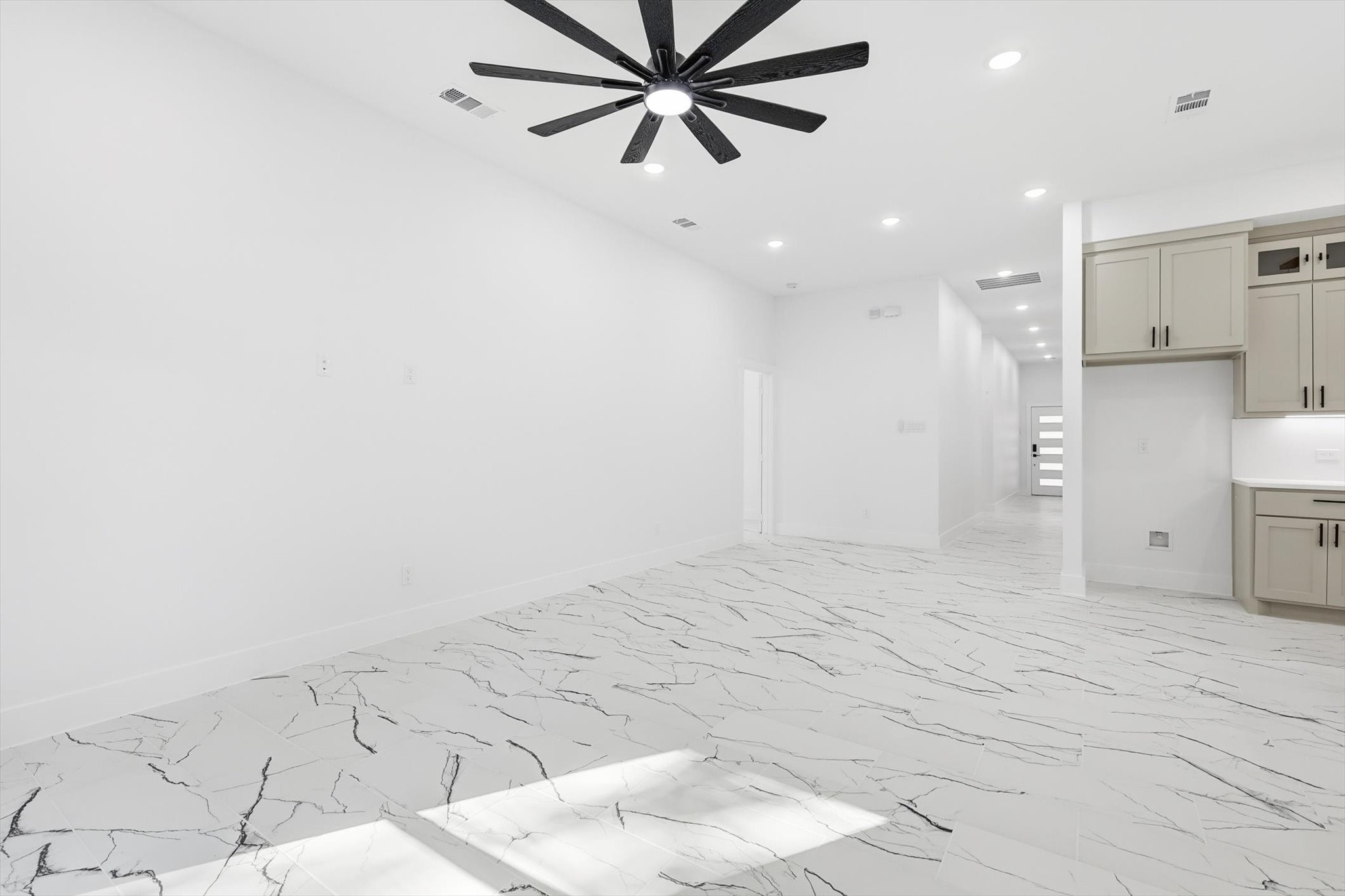 105 Forest Oaks Drive