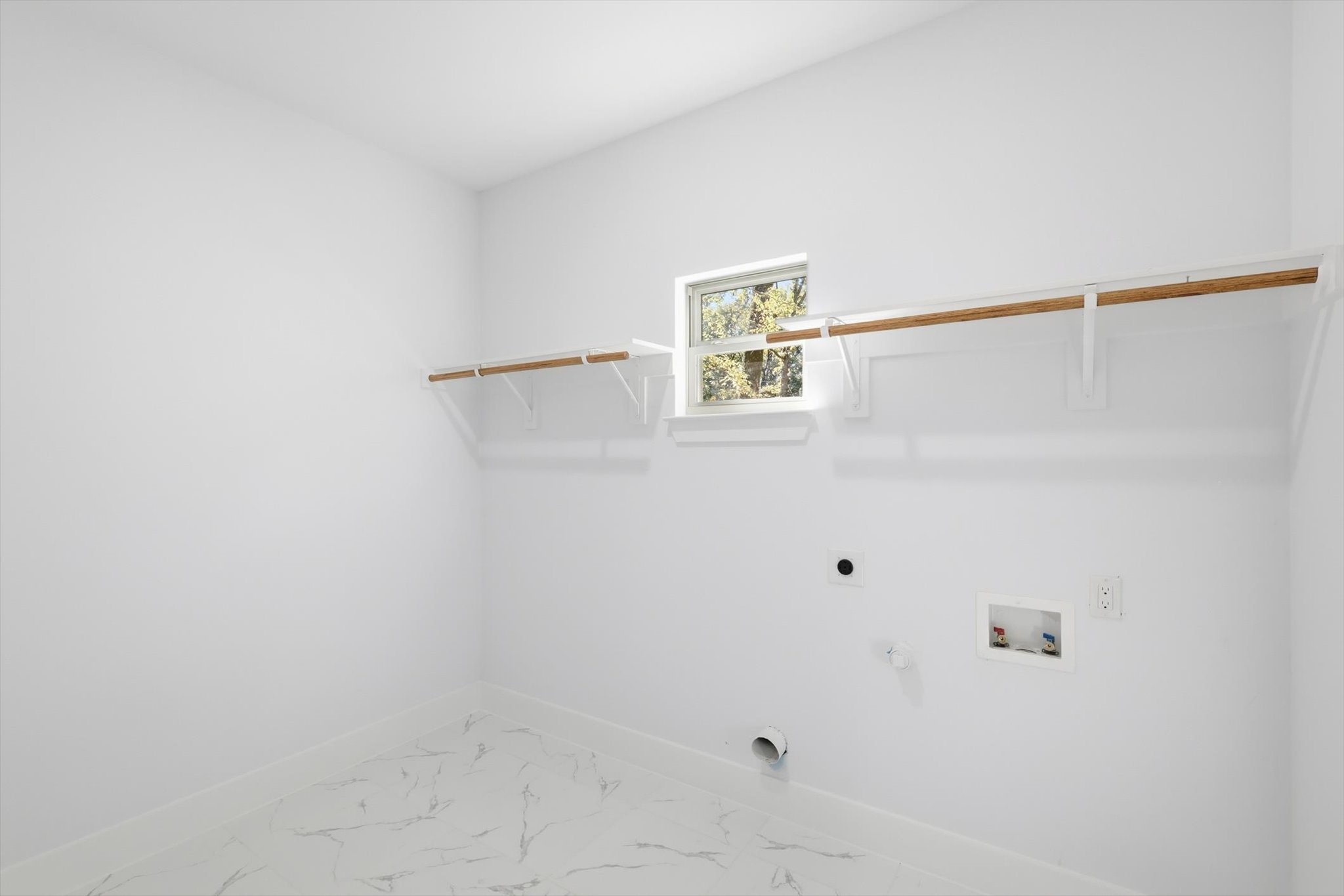 105 Forest Oaks Drive