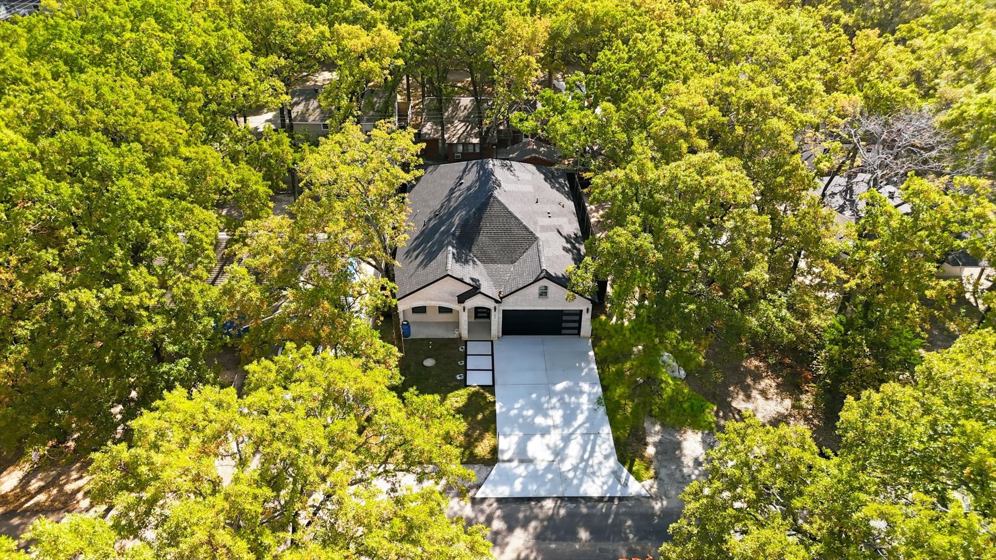 105 Forest Oaks Drive