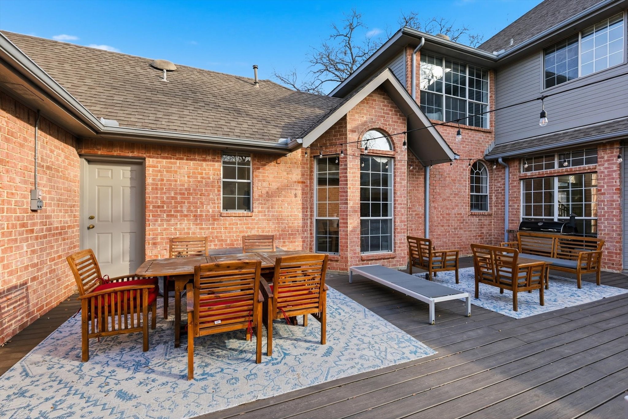 117 Sand Point Court
