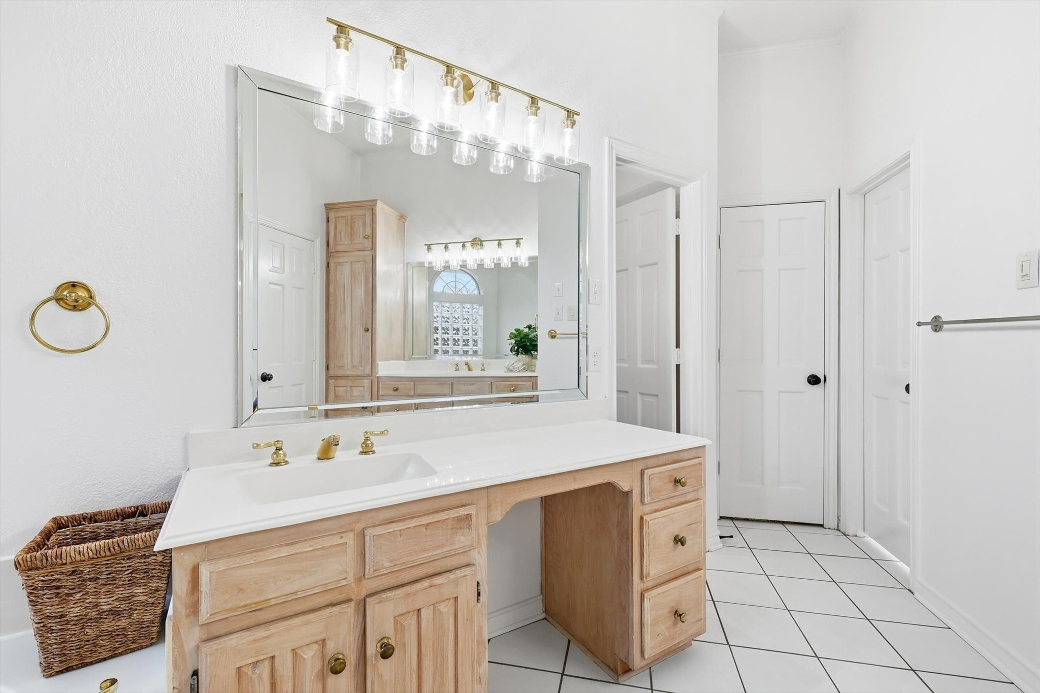 117 Sand Point Court