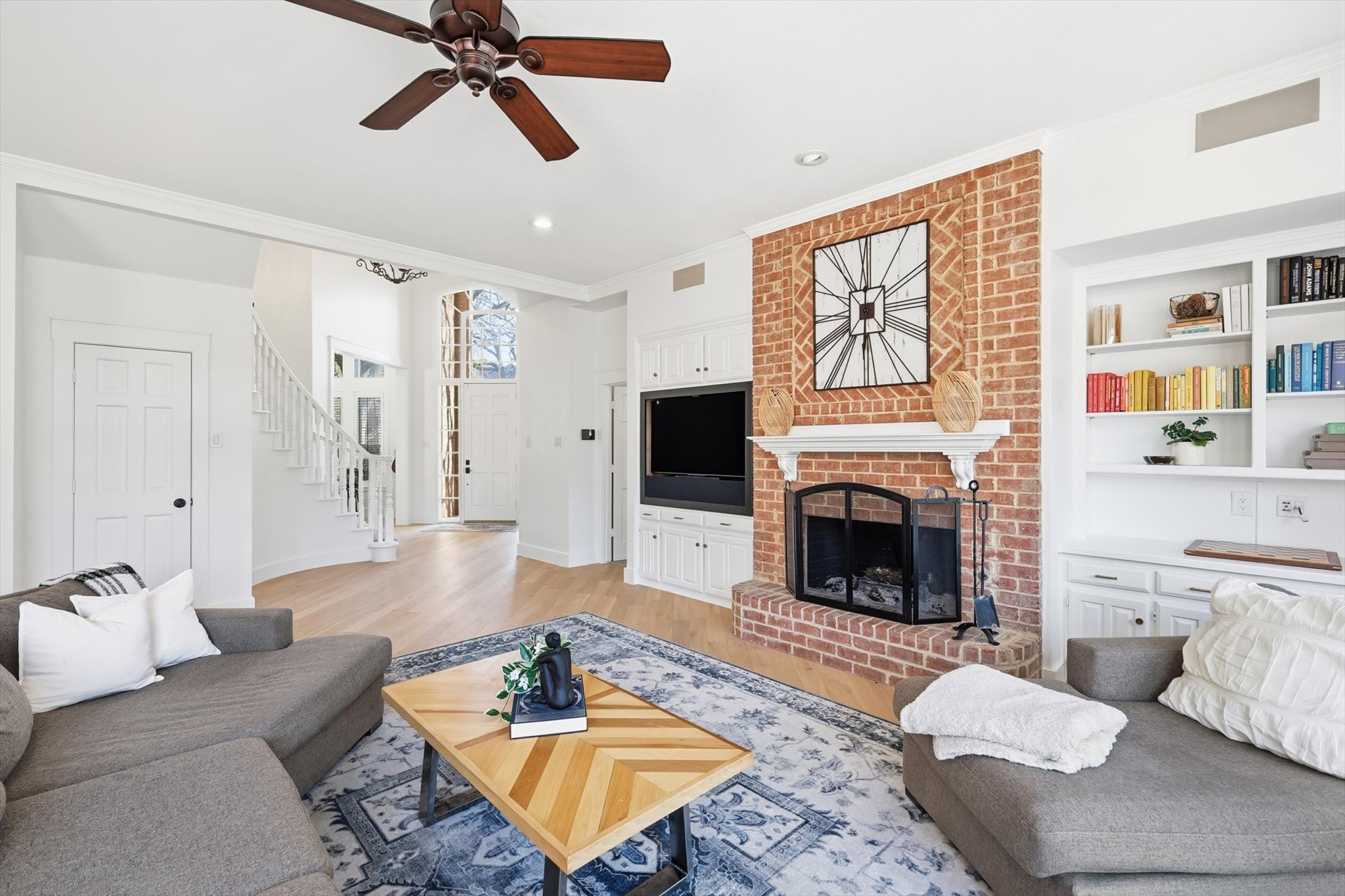 117 Sand Point Court