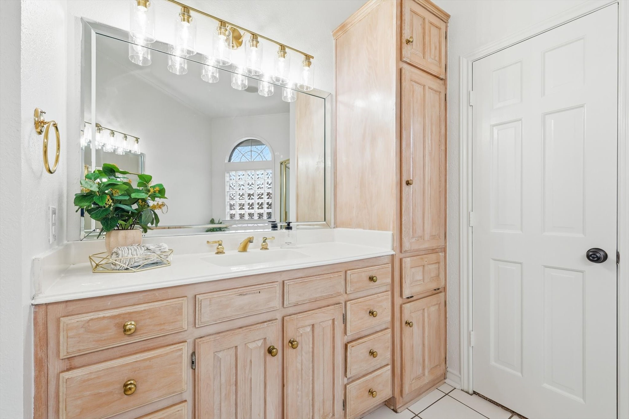 117 Sand Point Court