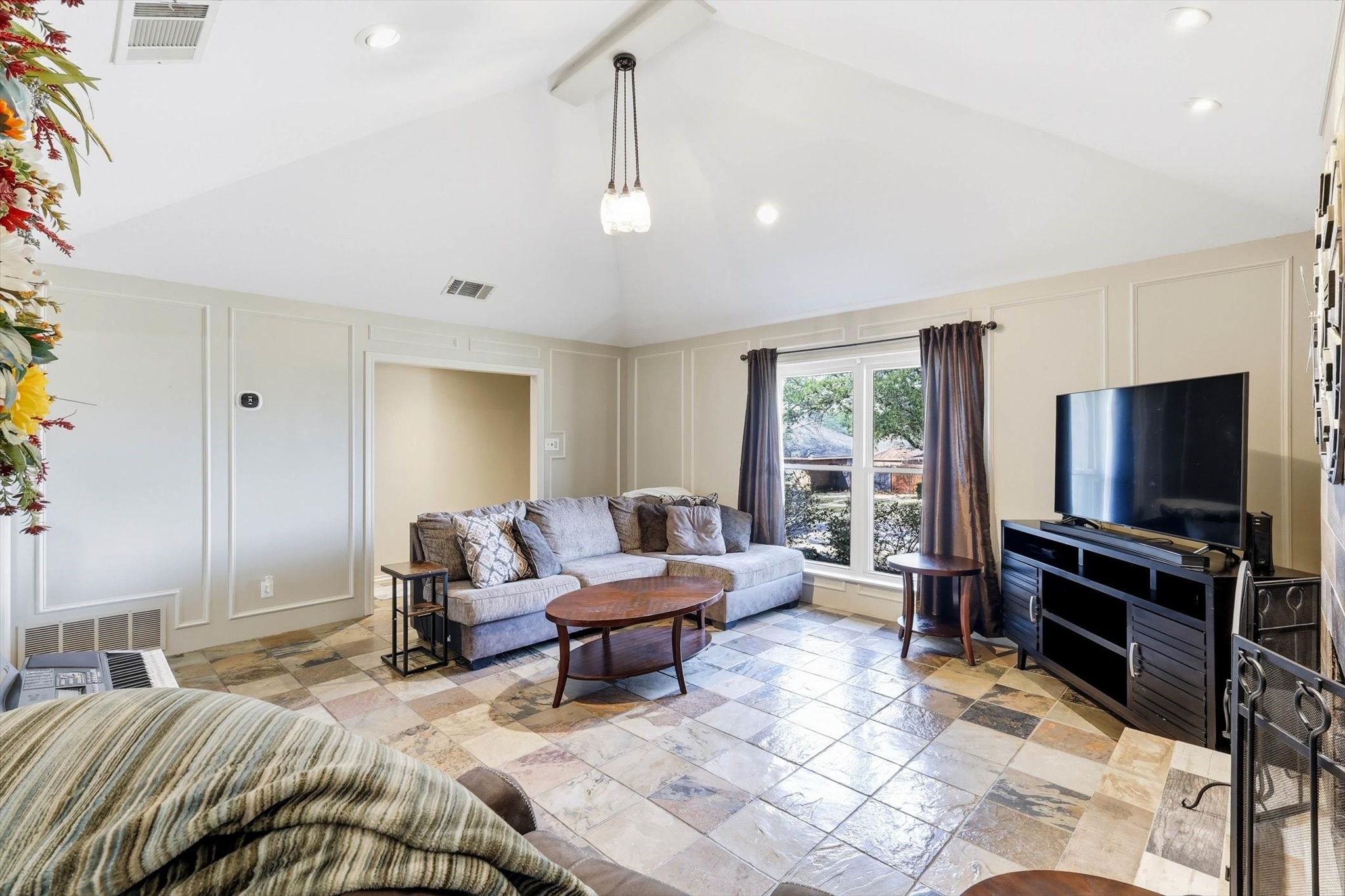 306 Pepperwood Street