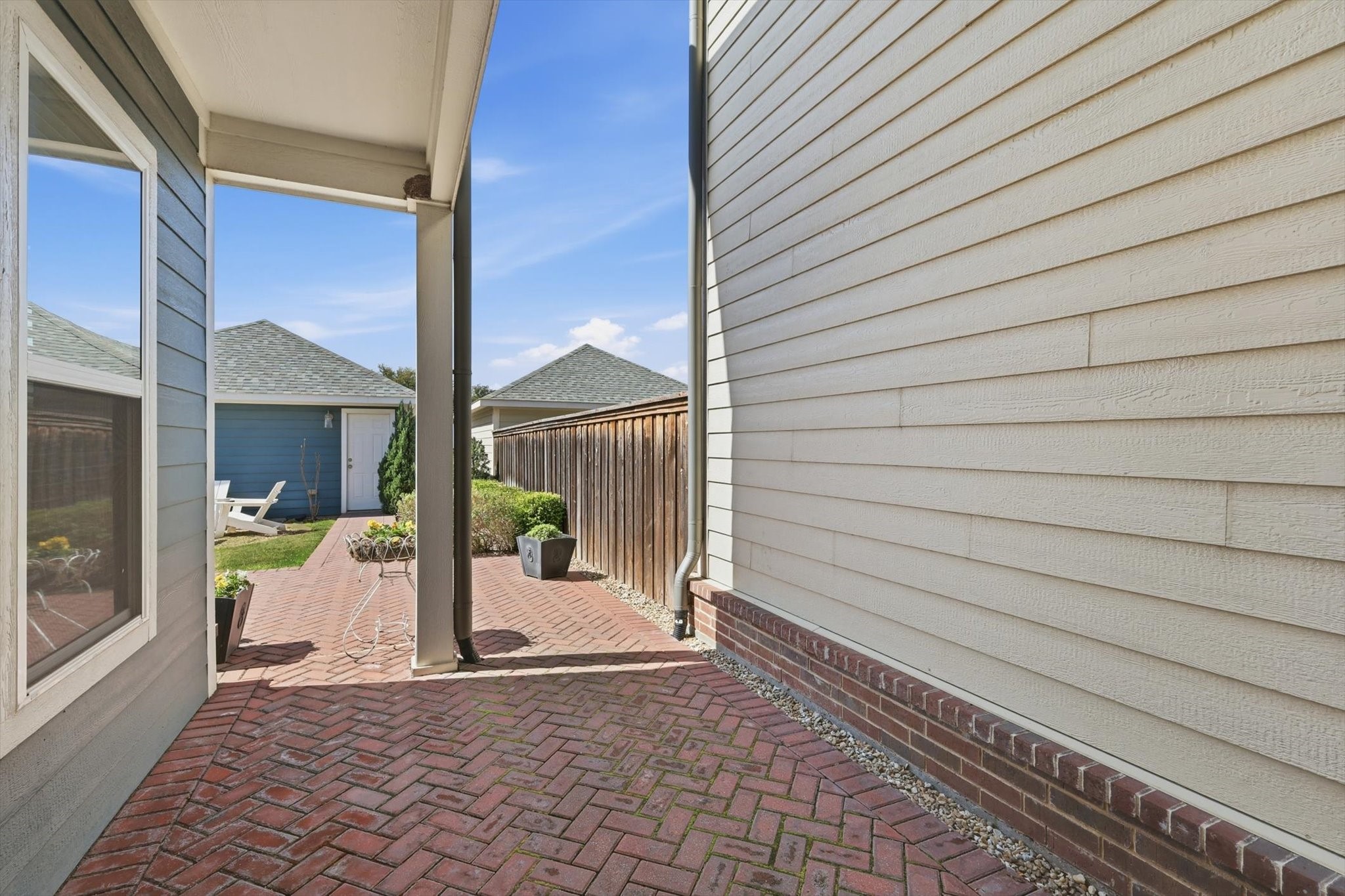 731 Hammond Street
