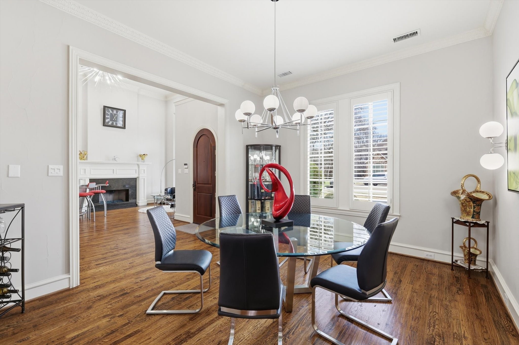 627 Prestwick Court