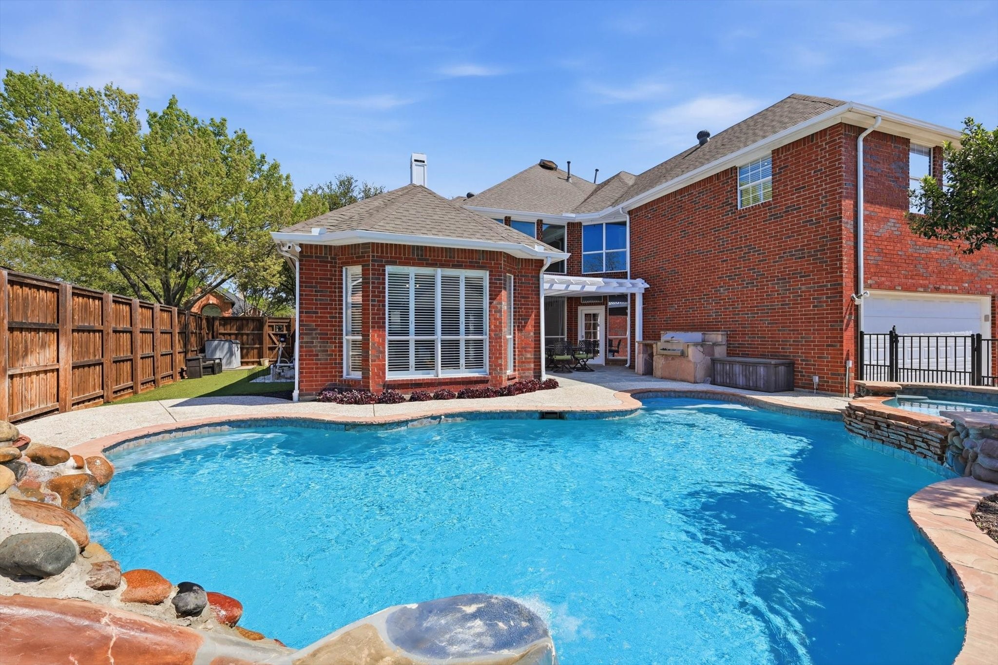 305 Brushy Creek Trail