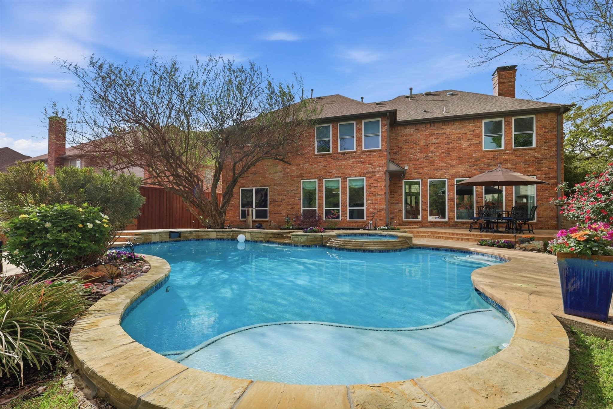 732 Northshore Court