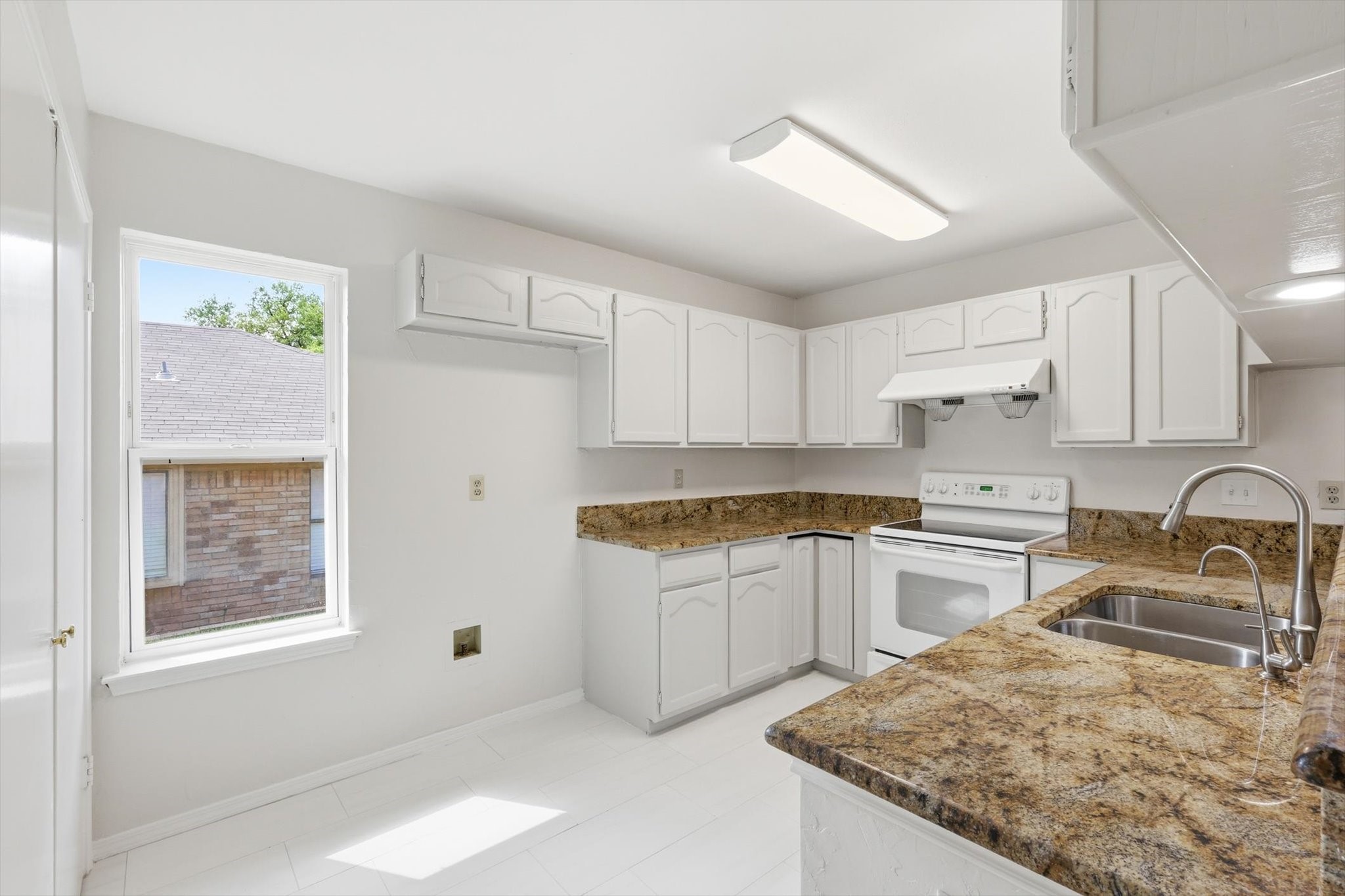 656 Parkway Boulevard