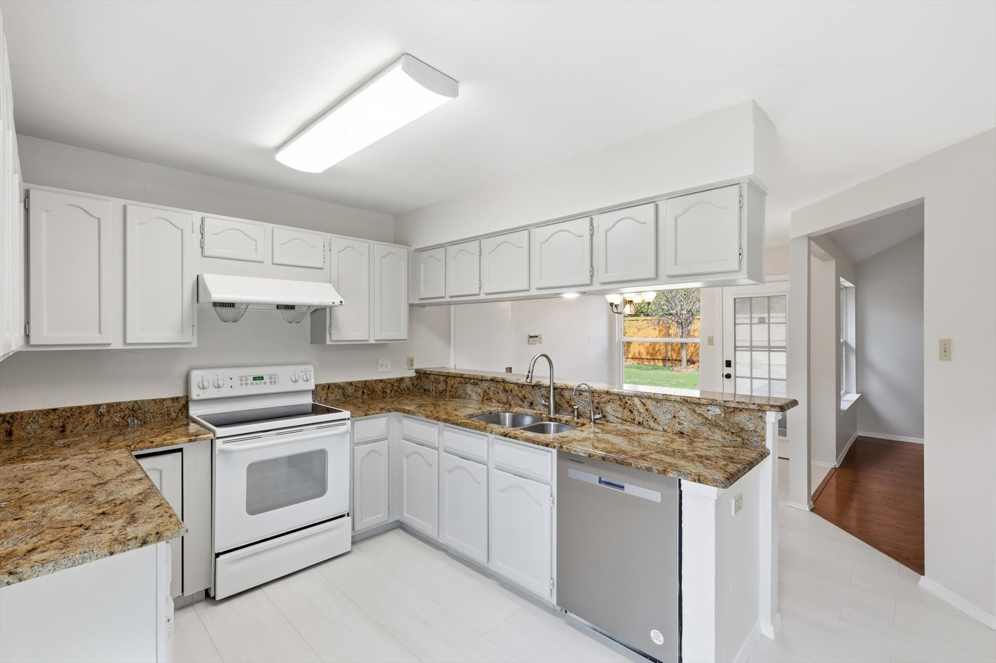 656 Parkway Boulevard