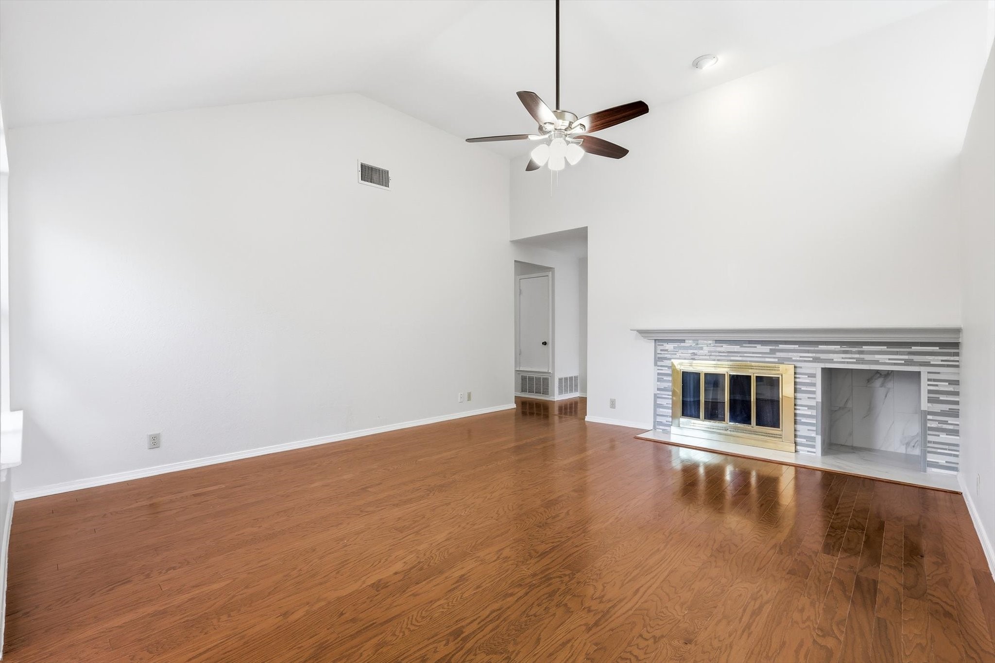 656 Parkway Boulevard