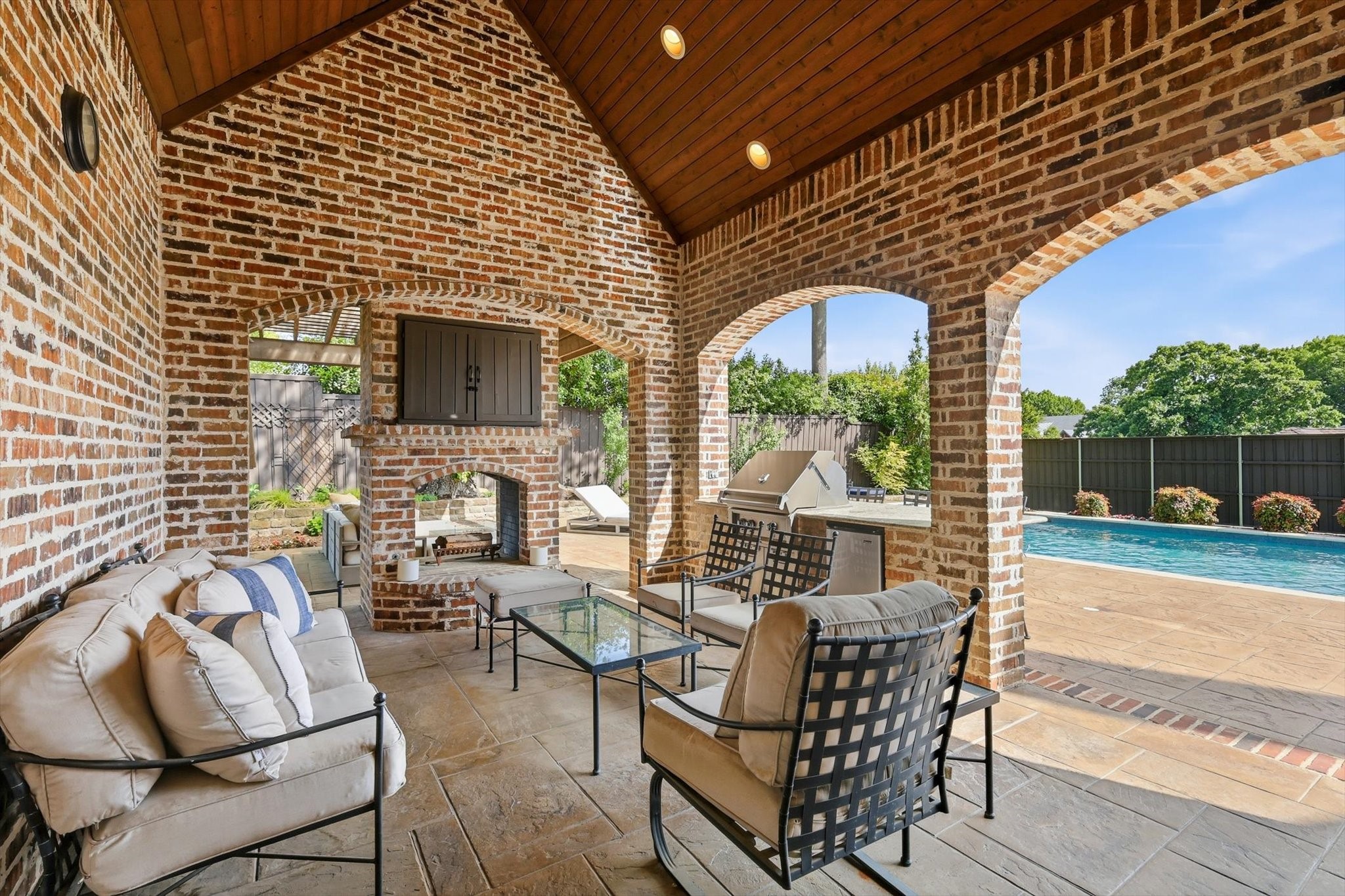 476 Hidden Valley Lane