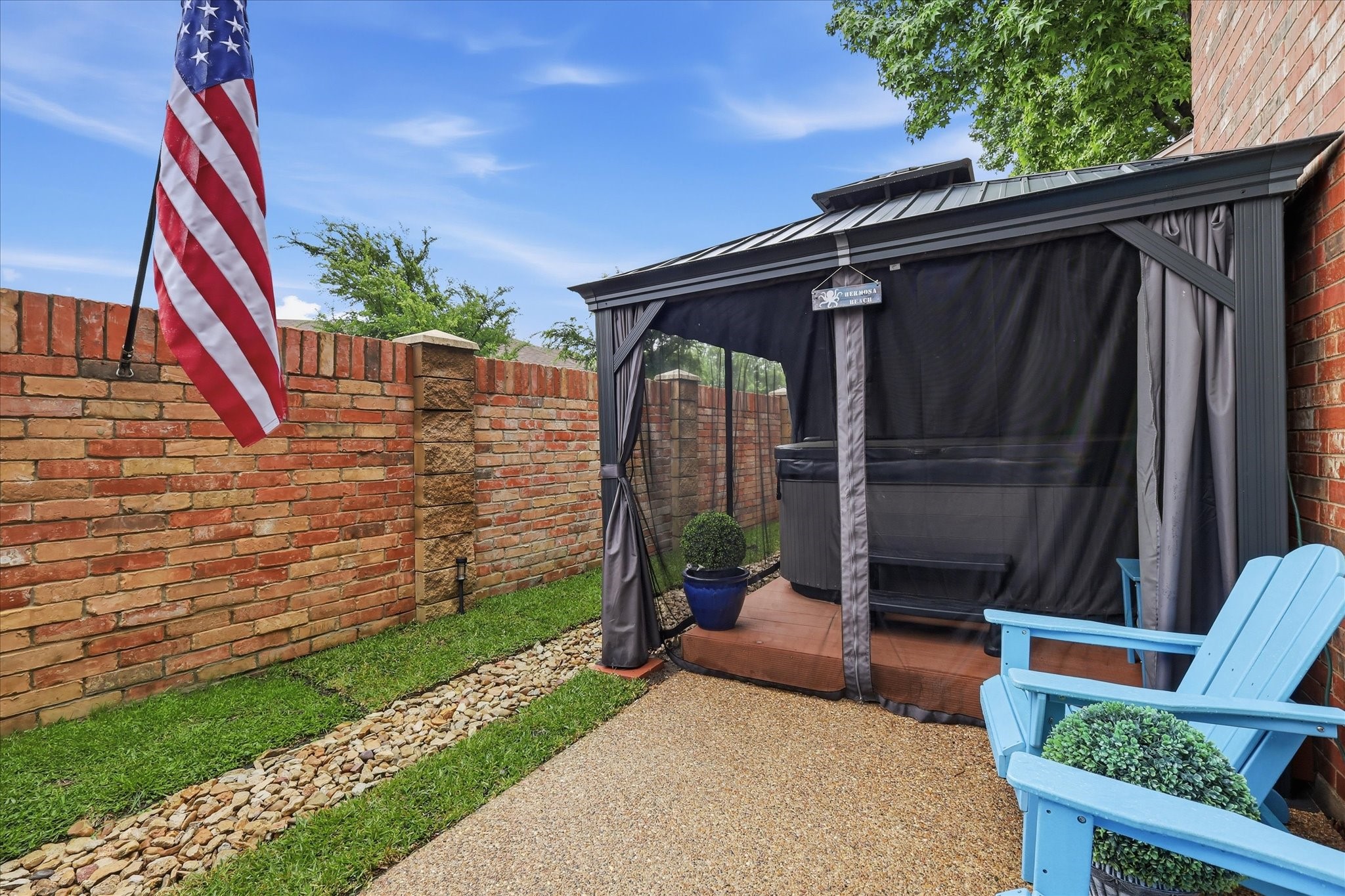621 Wyndham Circle