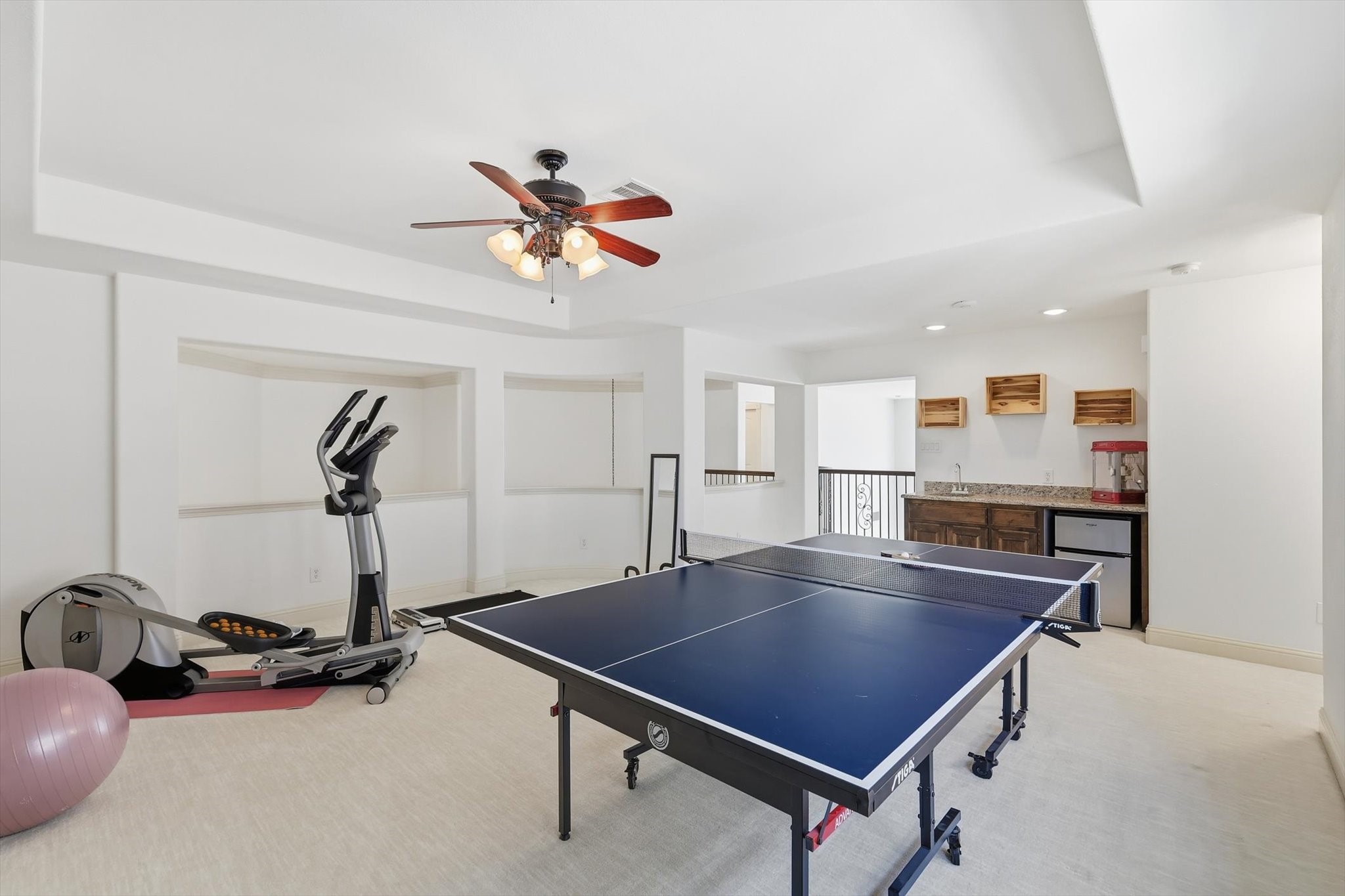 723 Chateaus Drive
