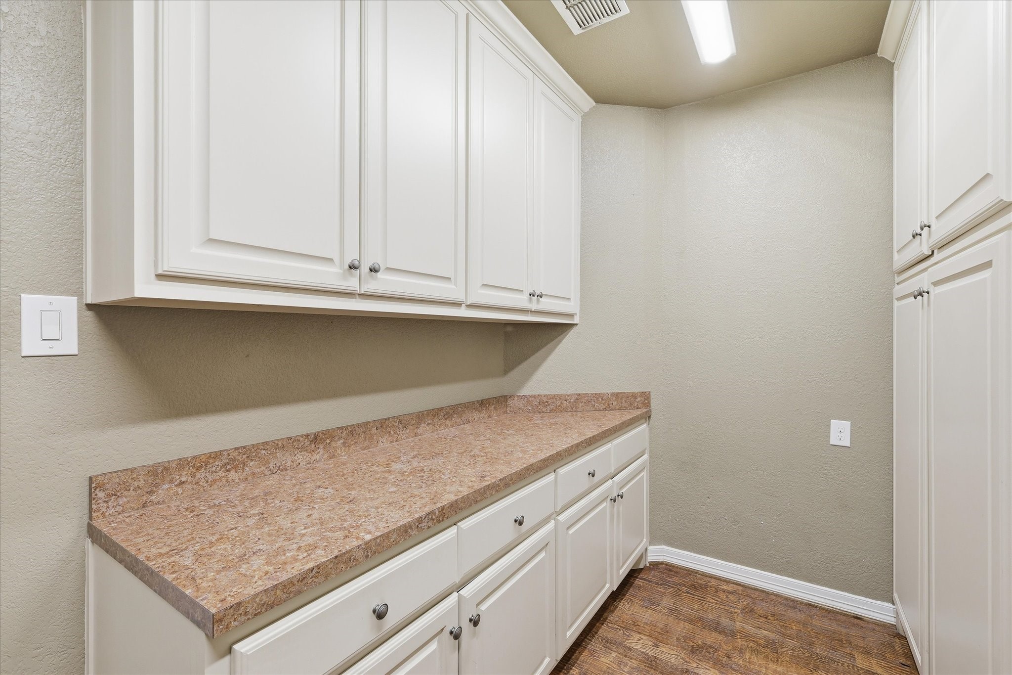 707 Bent Tree Court