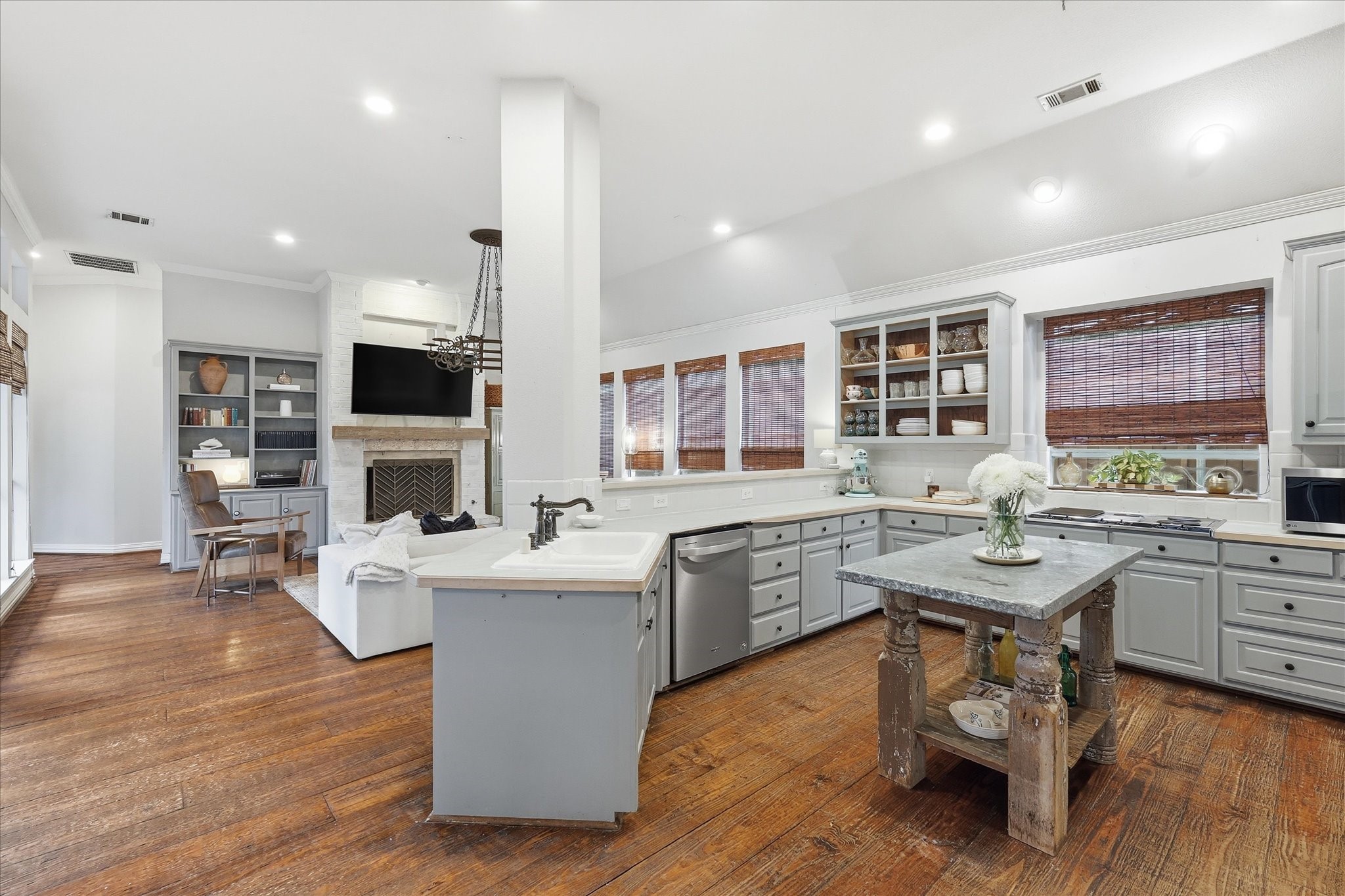 635 Glen Lakes Drive