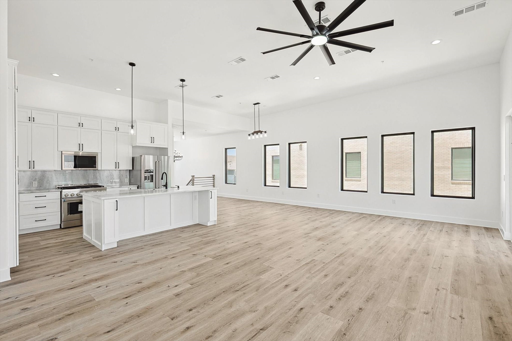 767 W Main Street 201
