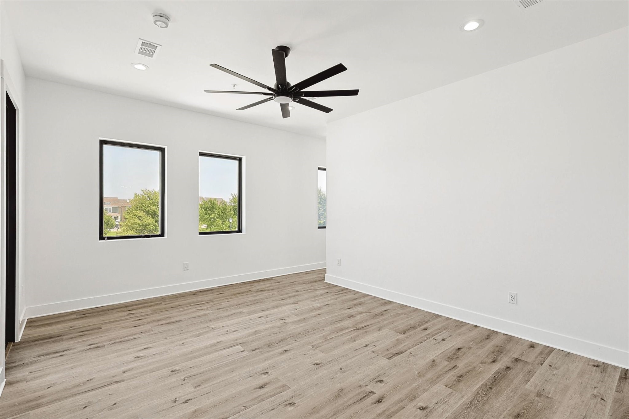 767 W Main Street 201
