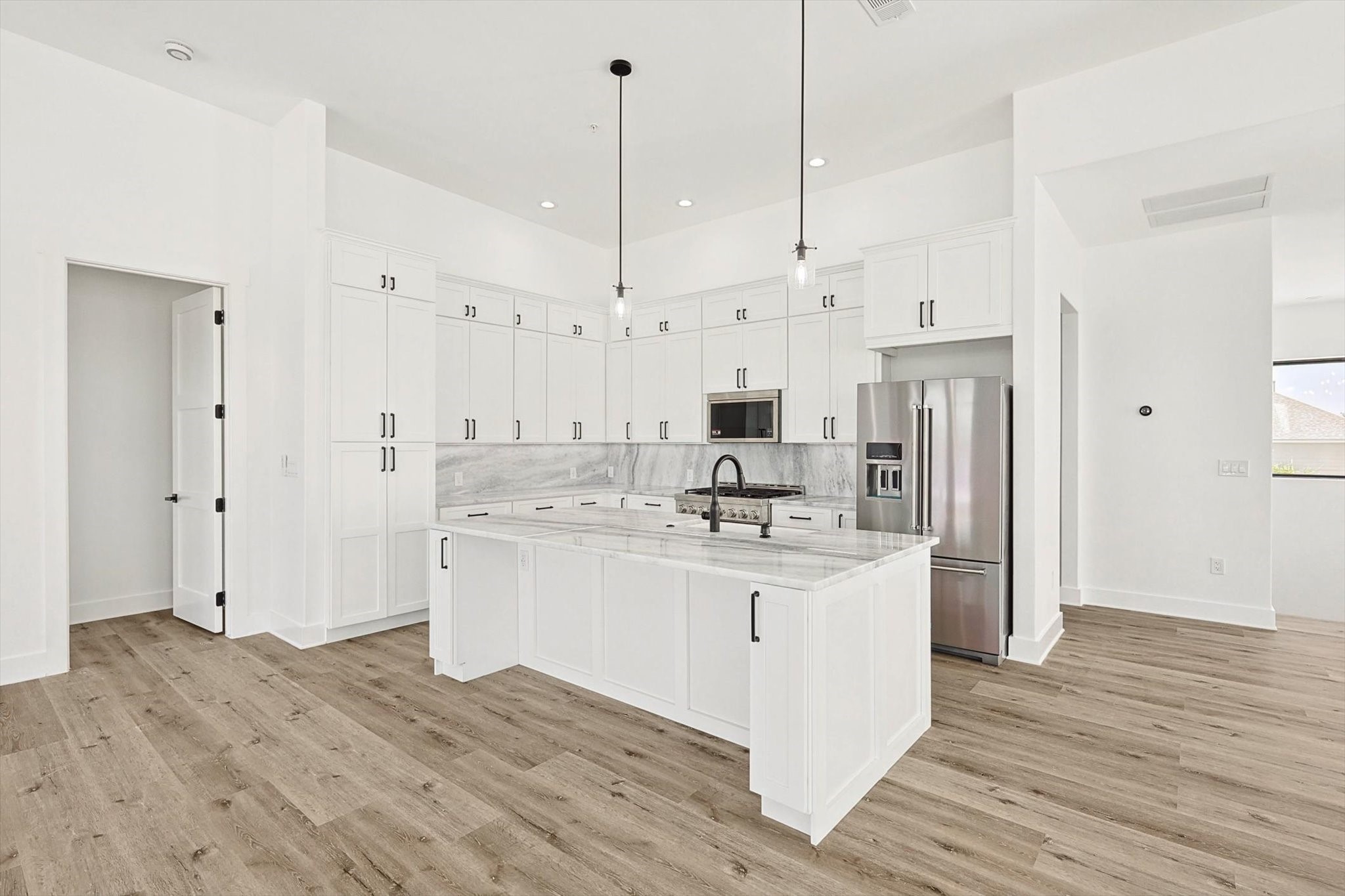 767 W Main Street 201