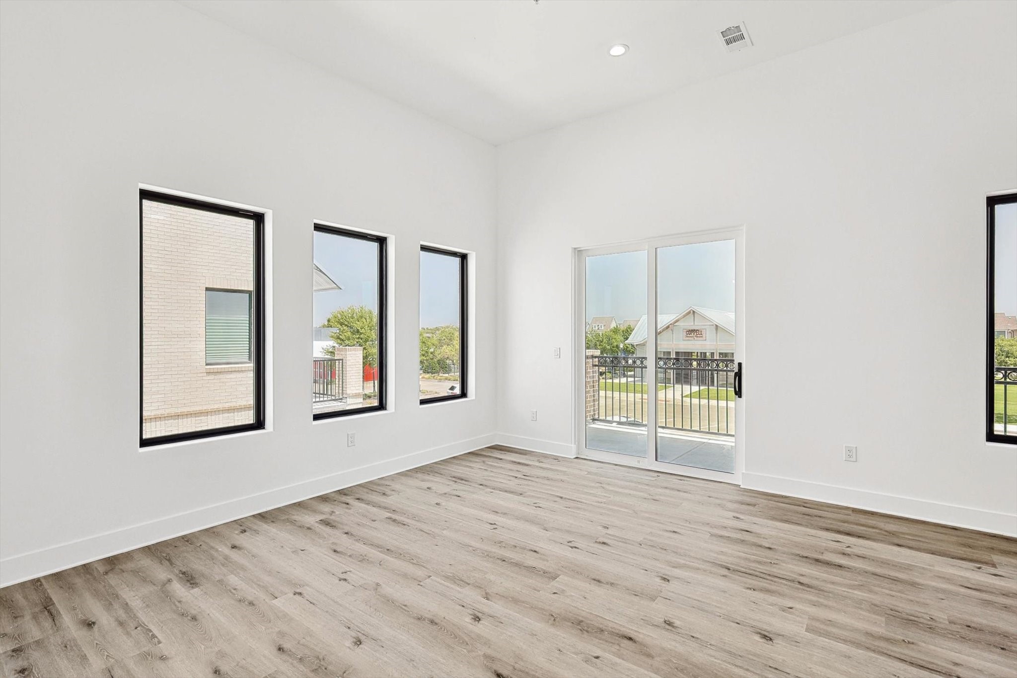 767 W Main Street 201