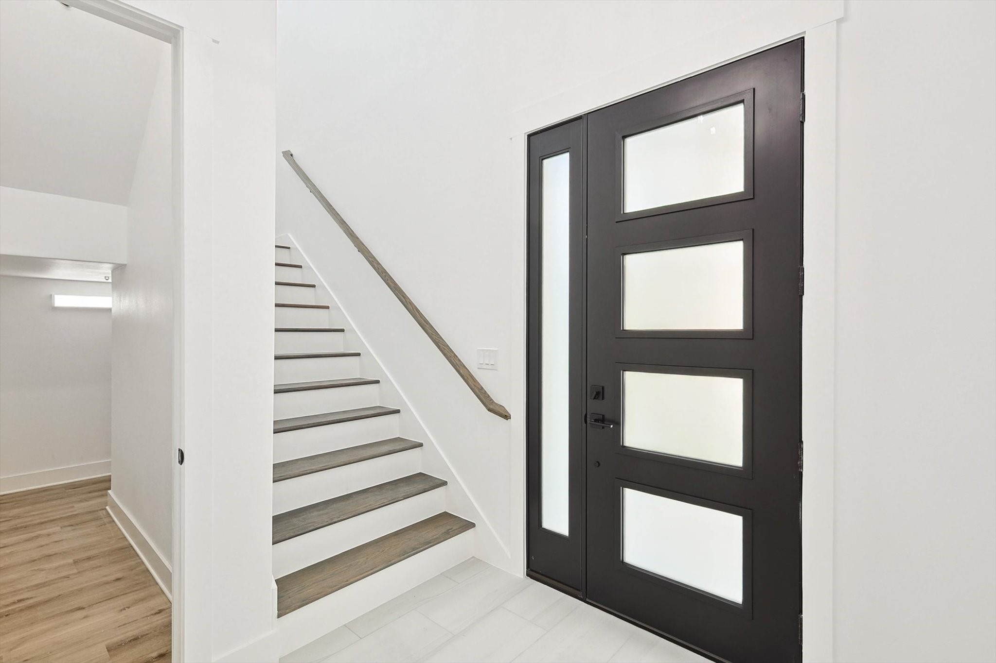 767 W Main Street 201