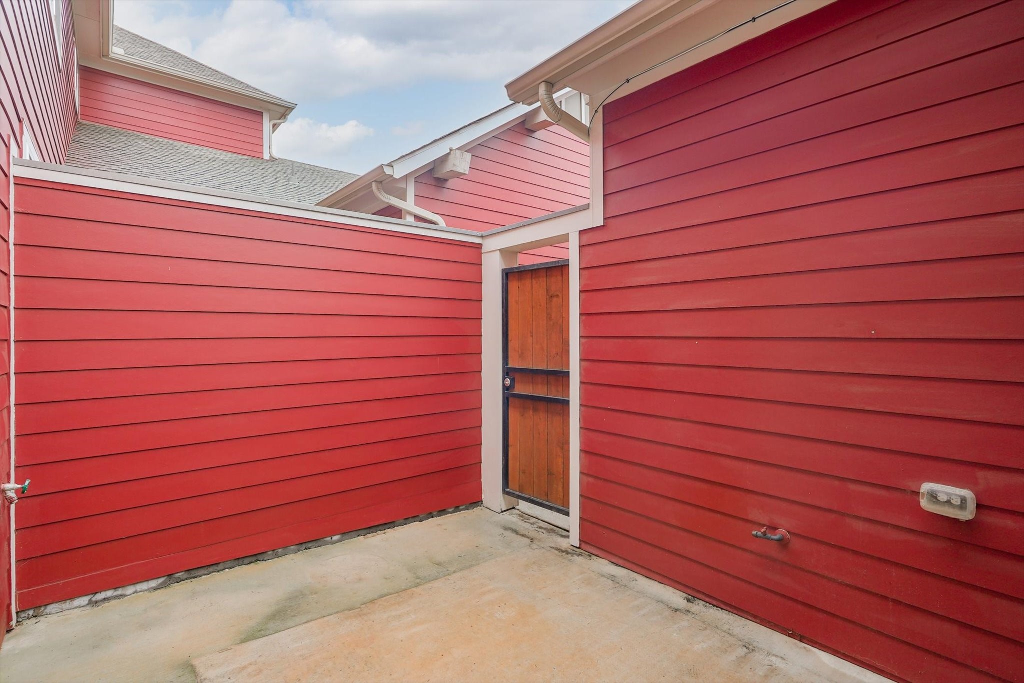4064 Washburne Drive