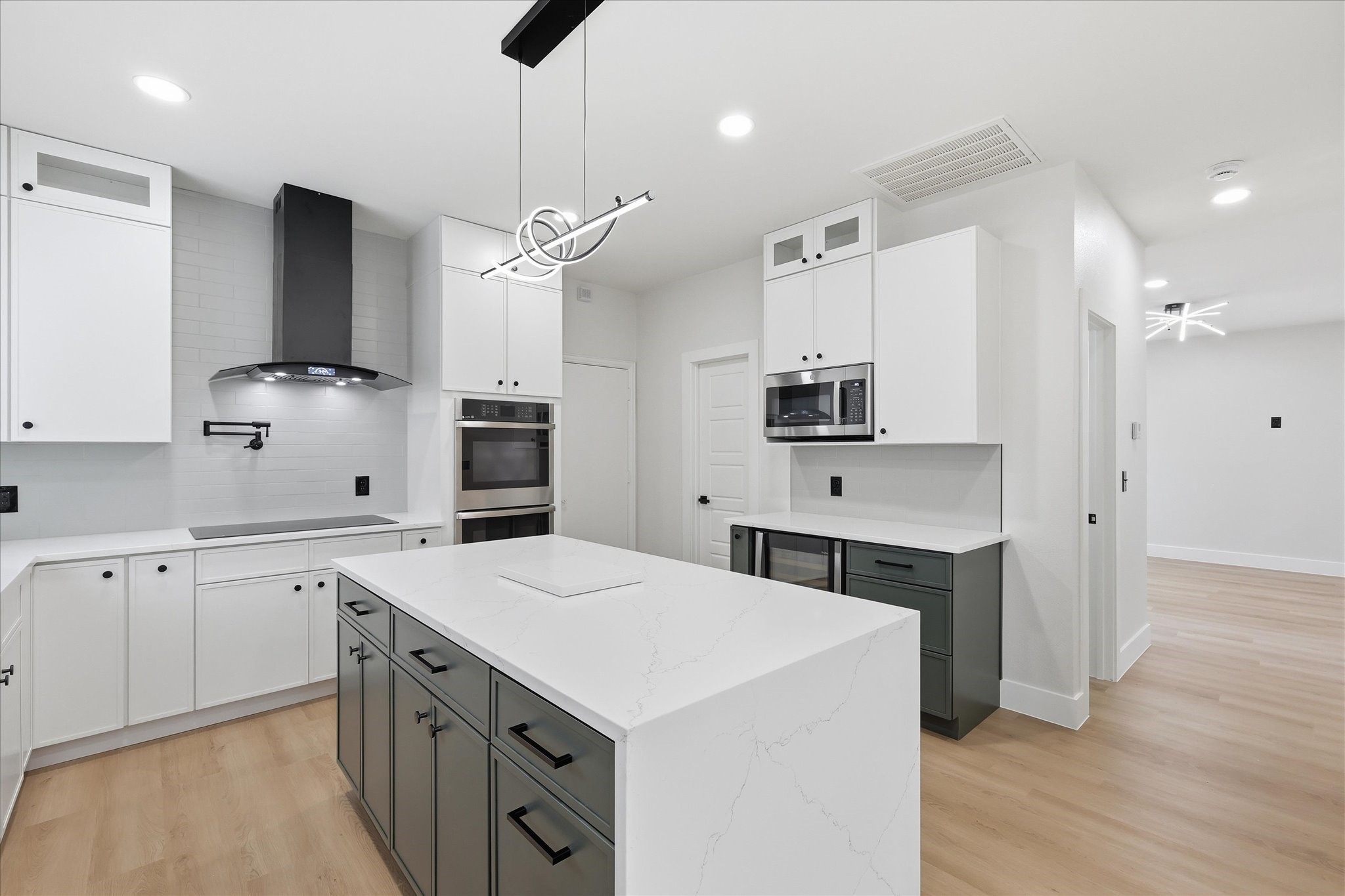 652 Allen Road