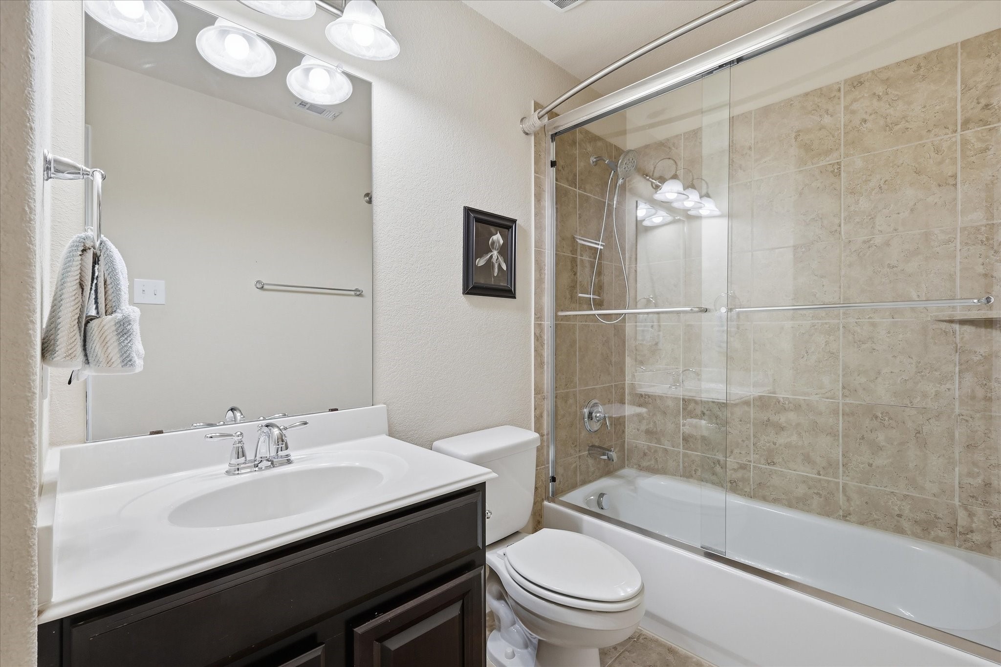 2427 Lismore Lane