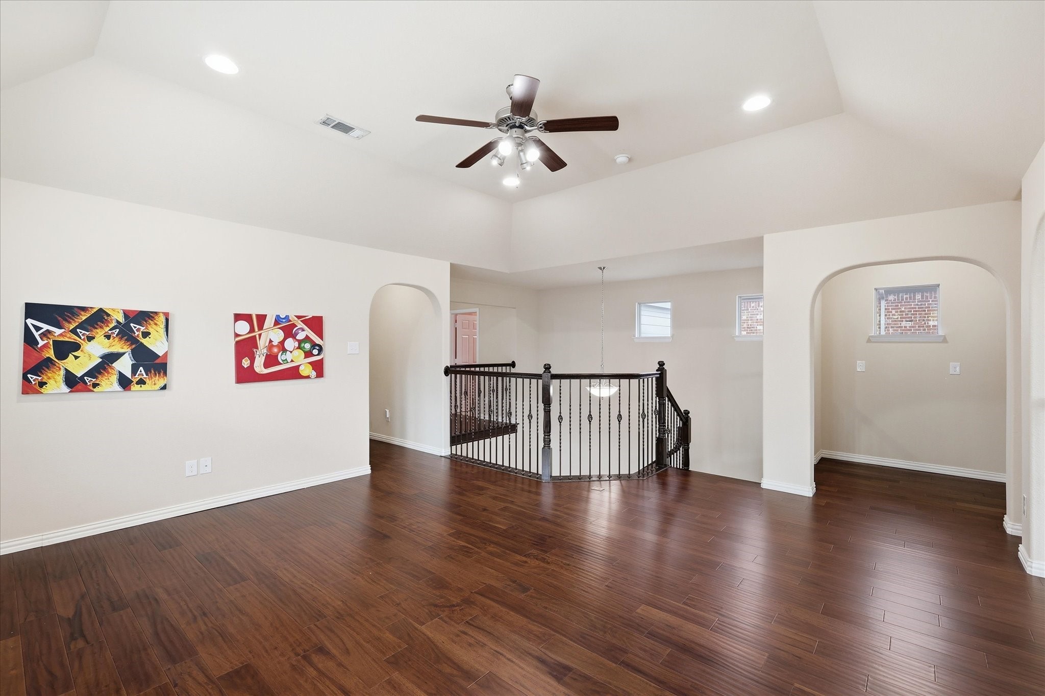 2427 Lismore Lane