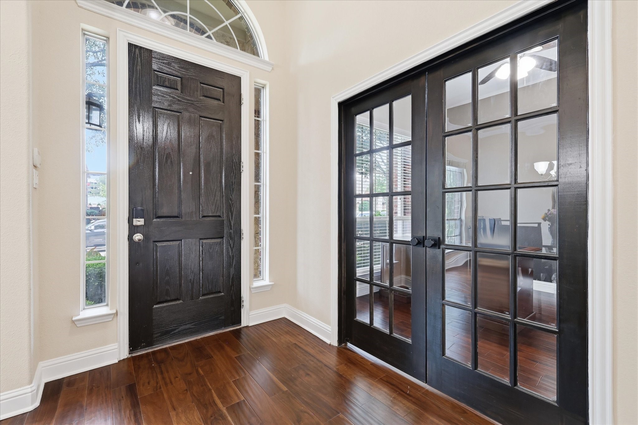 2427 Lismore Lane