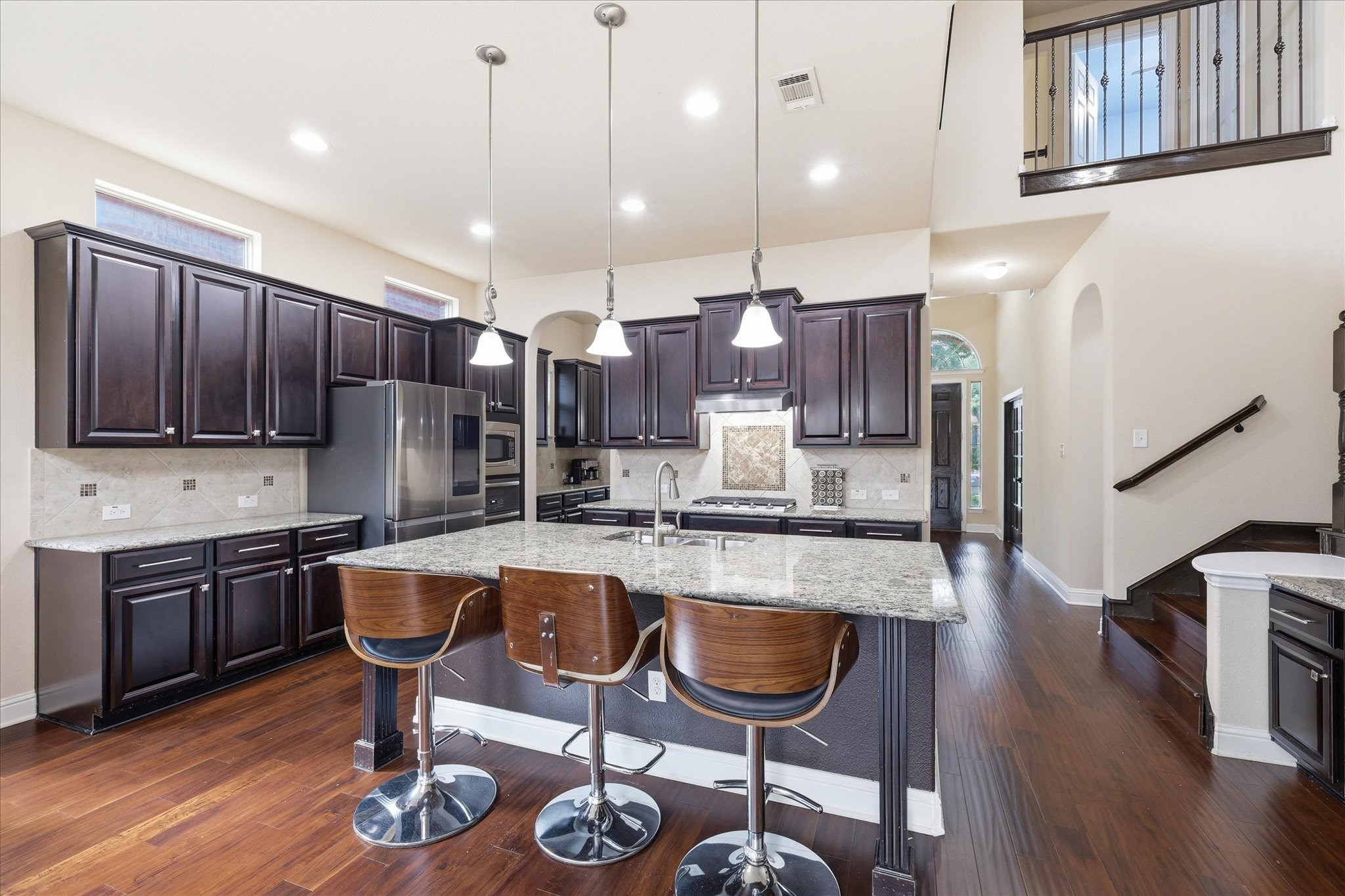 2427 Lismore Lane