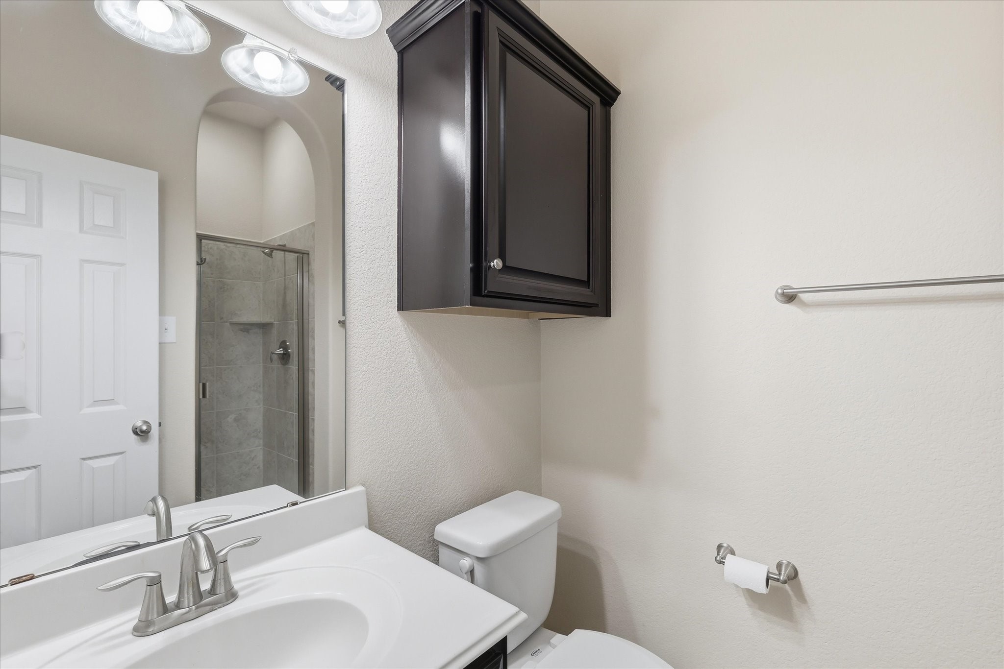 2427 Lismore Lane