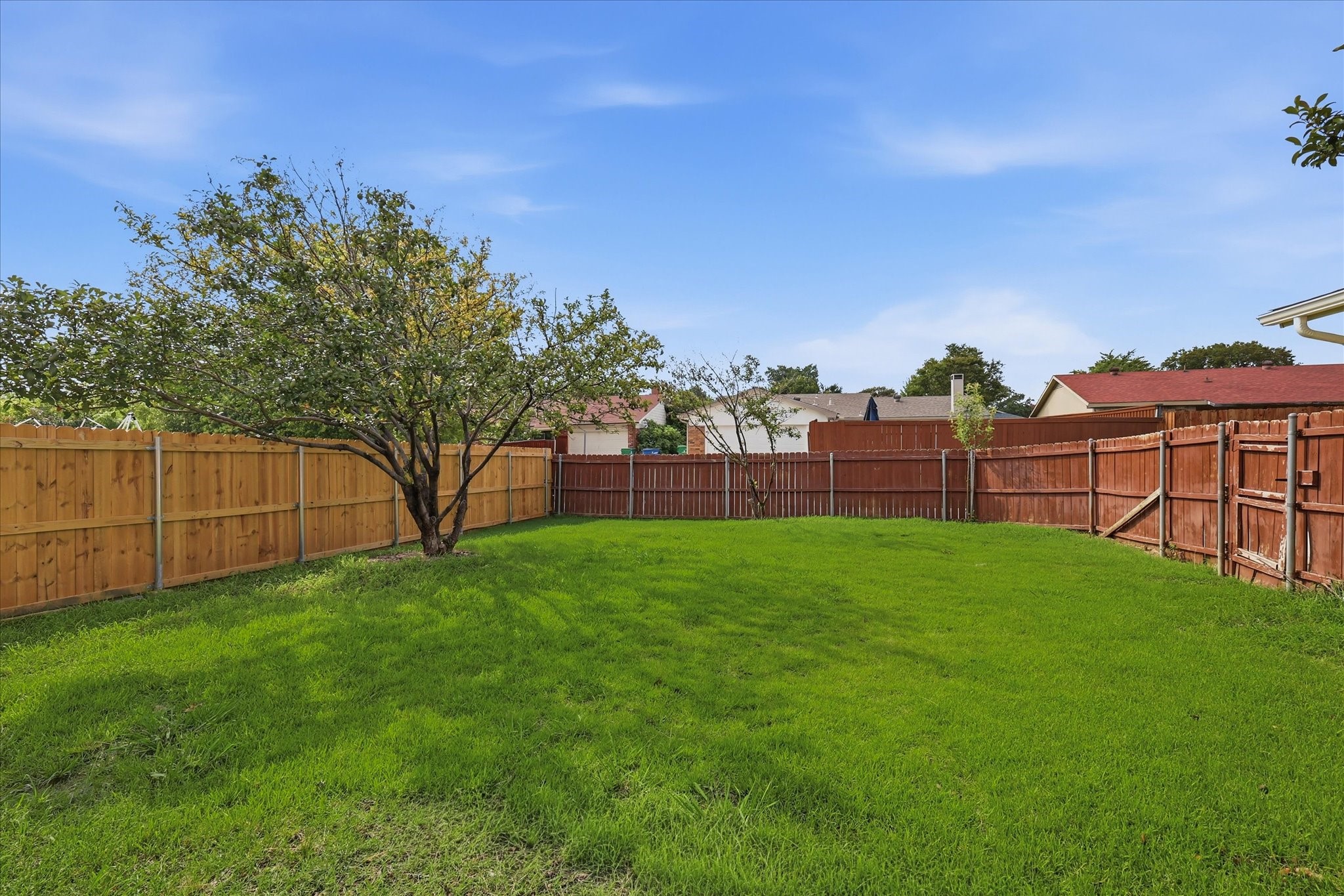 2227 Crockett Drive