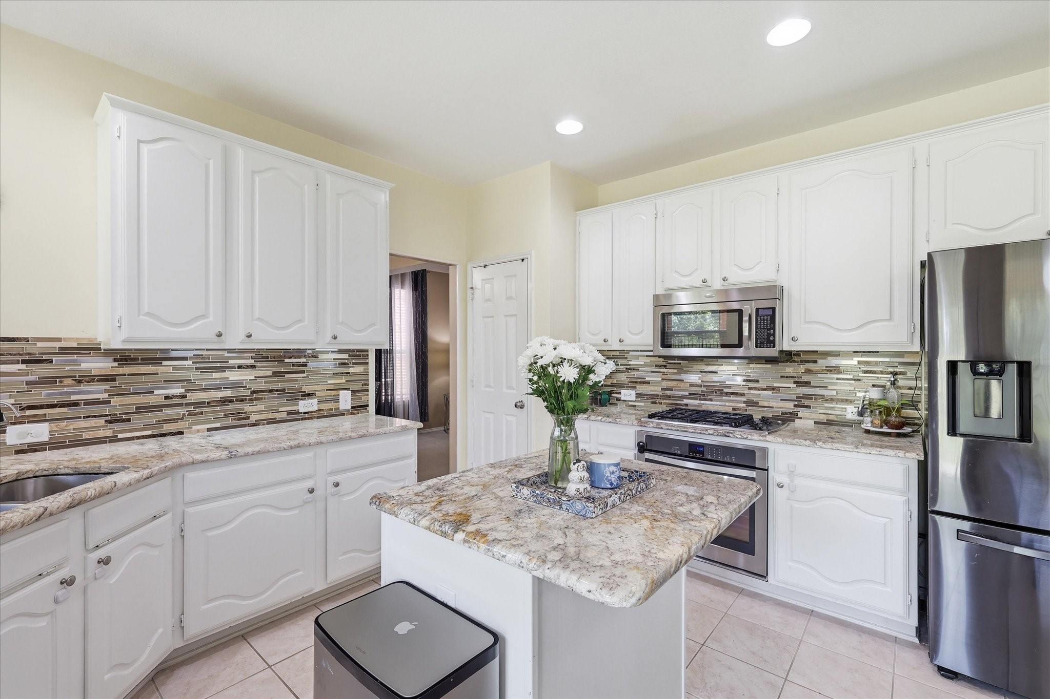 517 Waterview Drive
