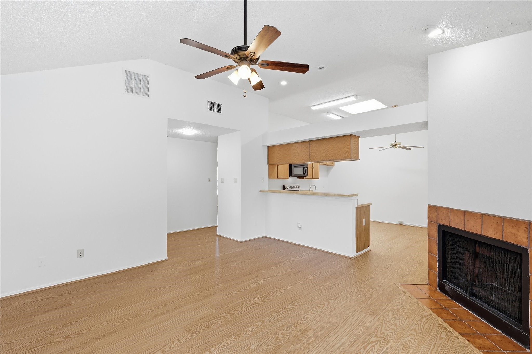559 Lee Drive