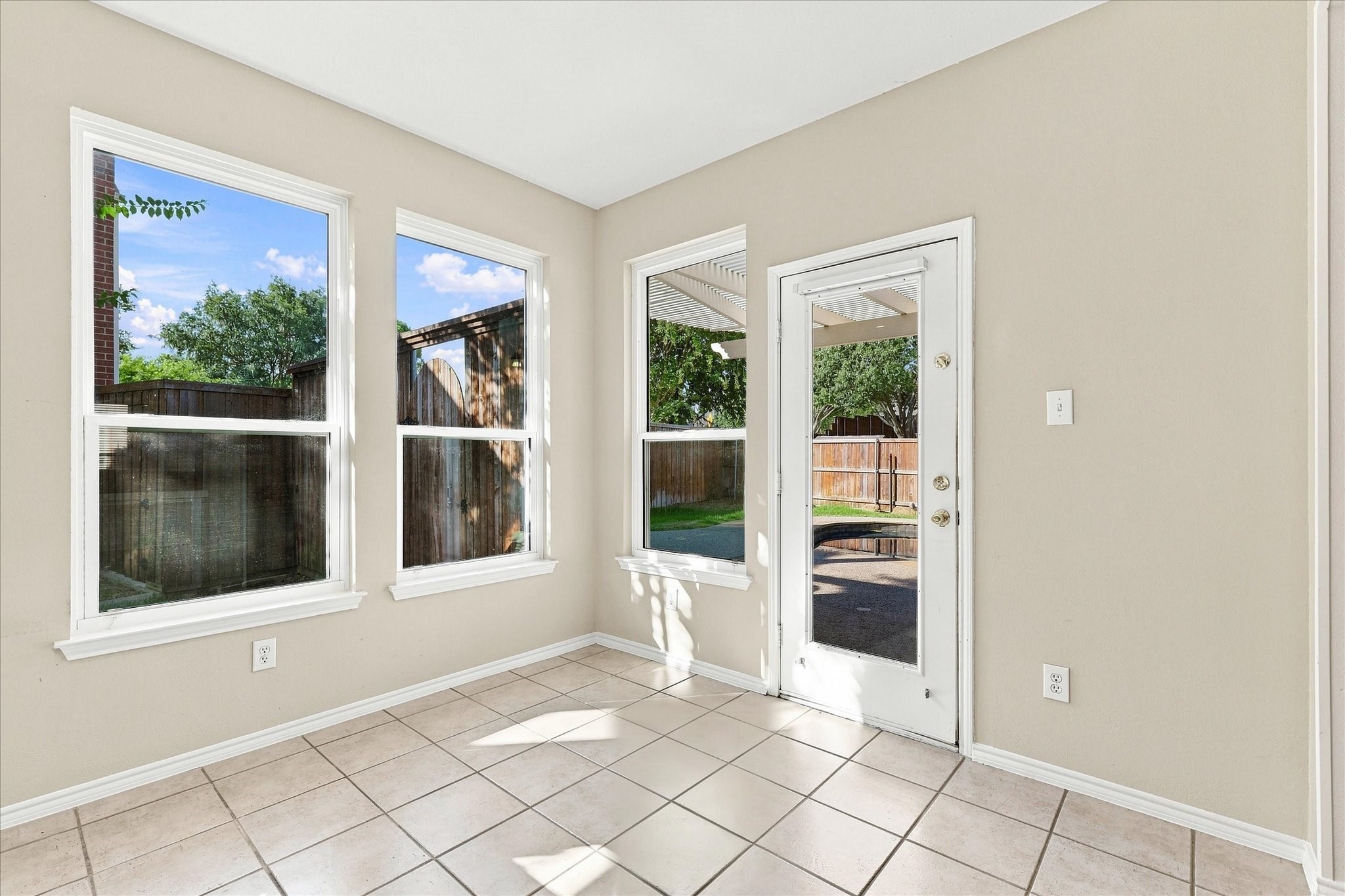 613 Bella Vista Drive