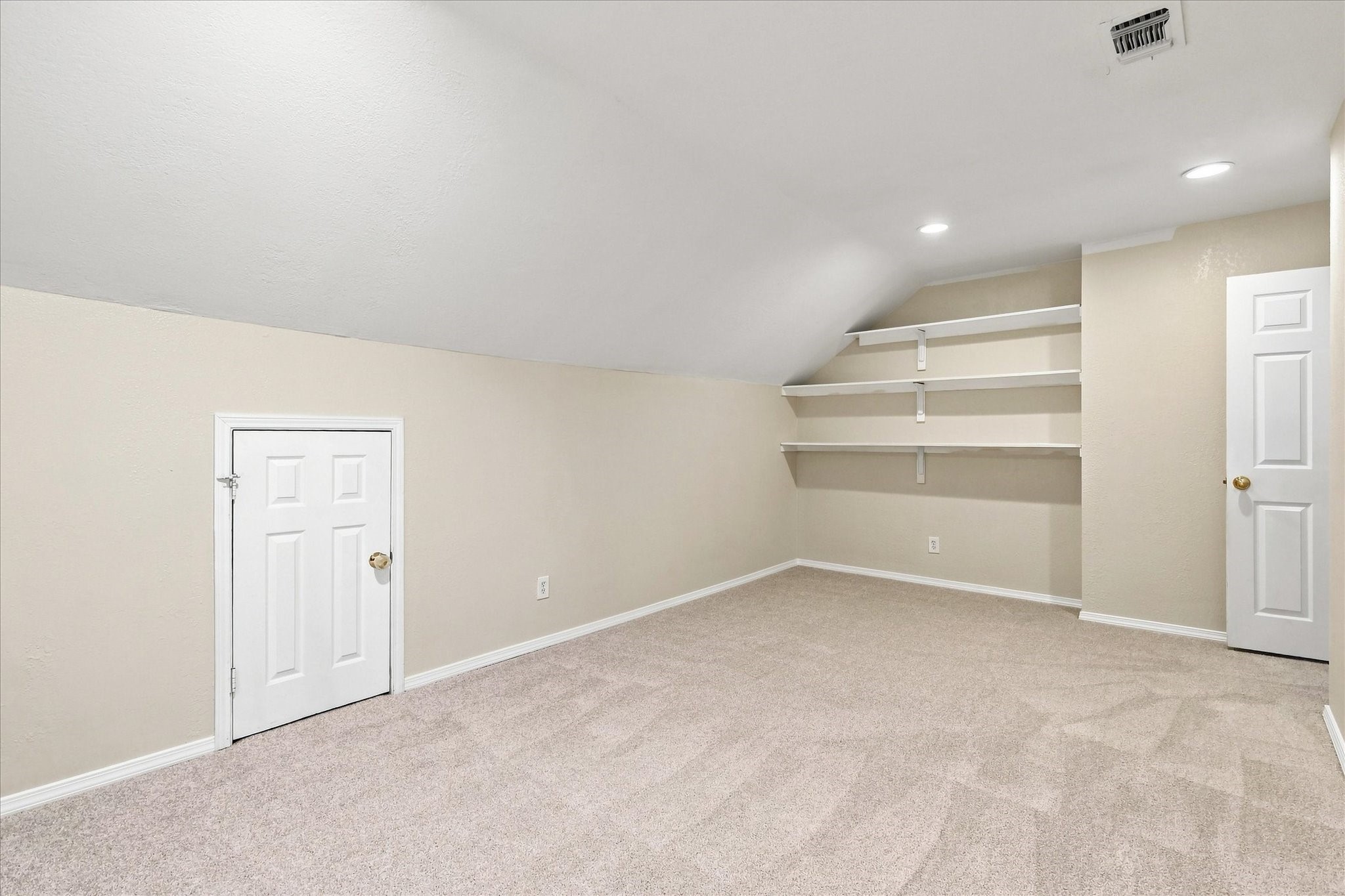 613 Bella Vista Drive