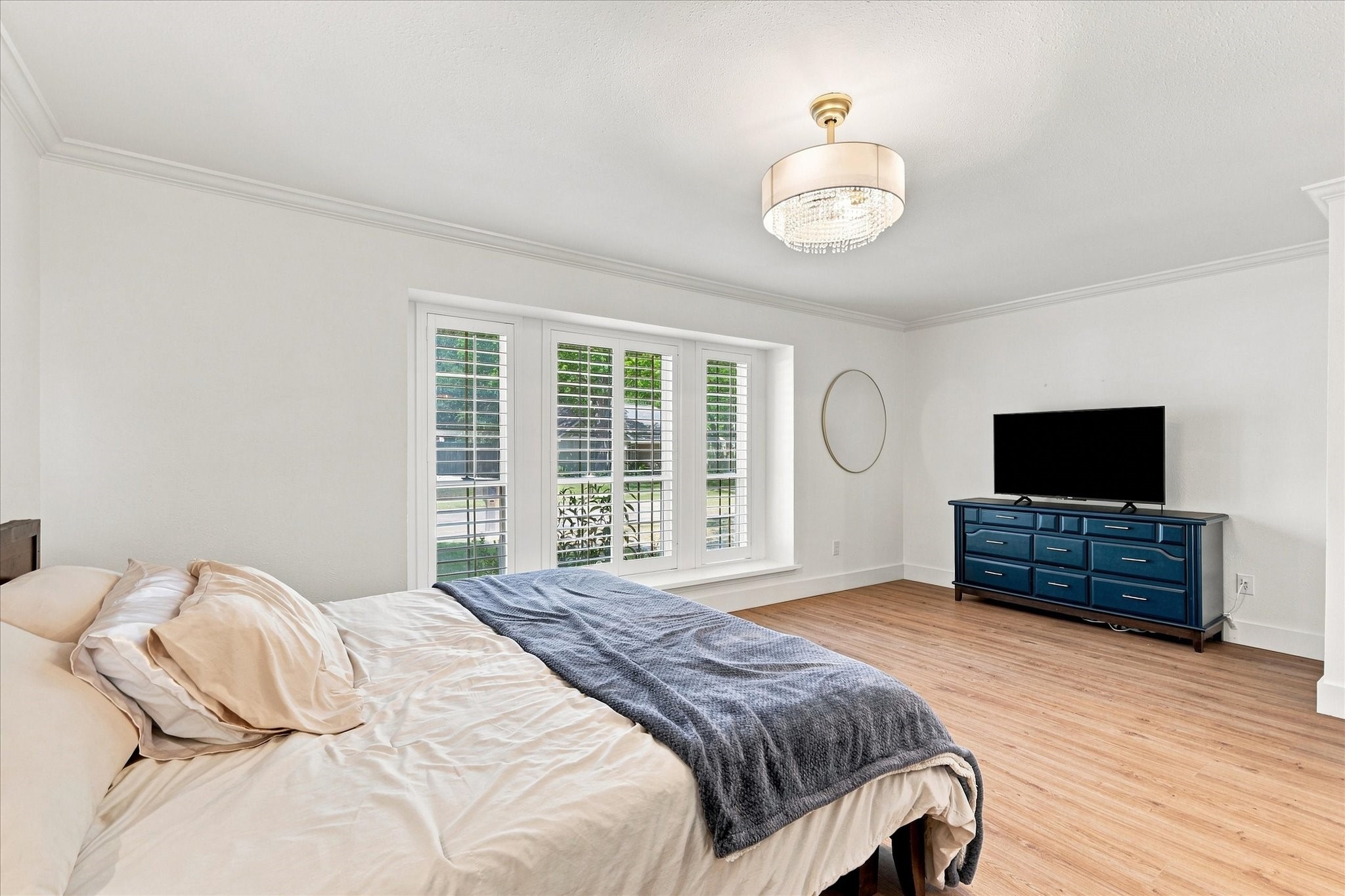 218 Creekside Lane
