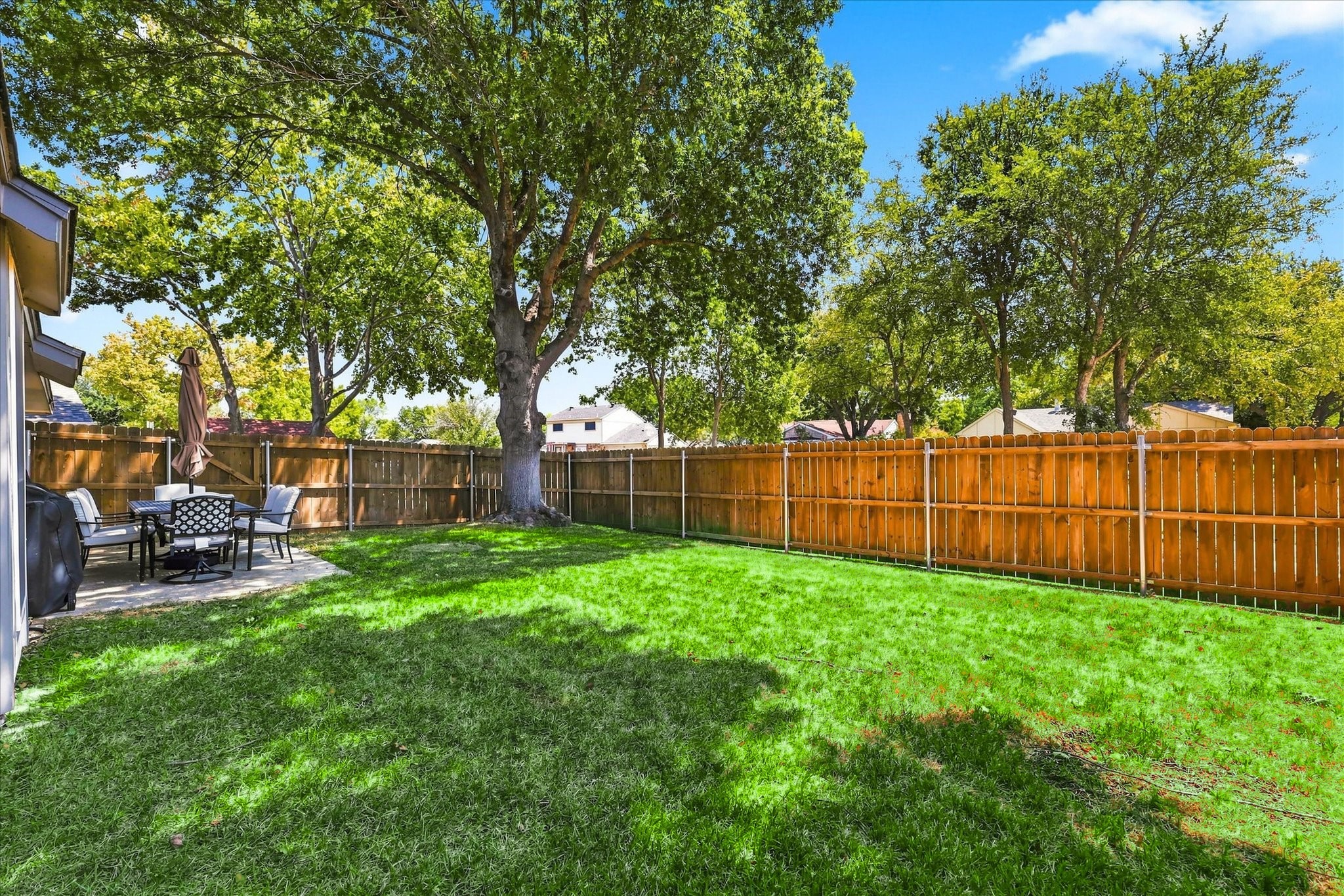 218 Creekside Lane