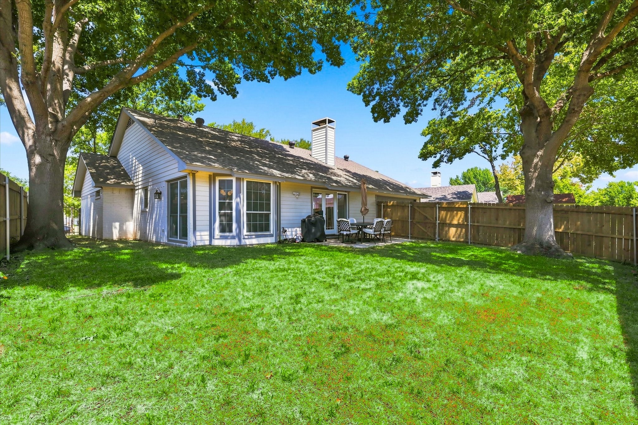 218 Creekside Lane