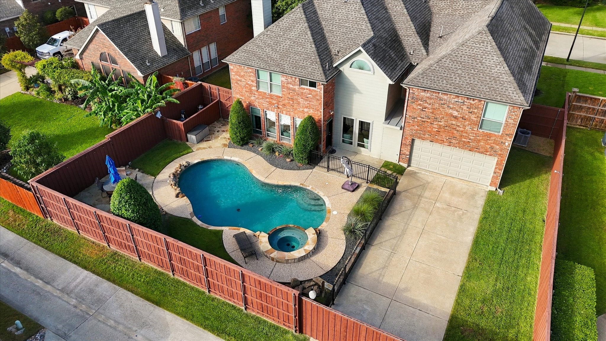 198 Chinaberry Way