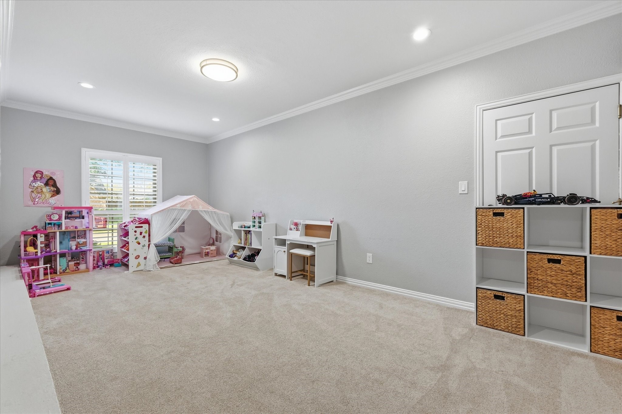 198 Chinaberry Way