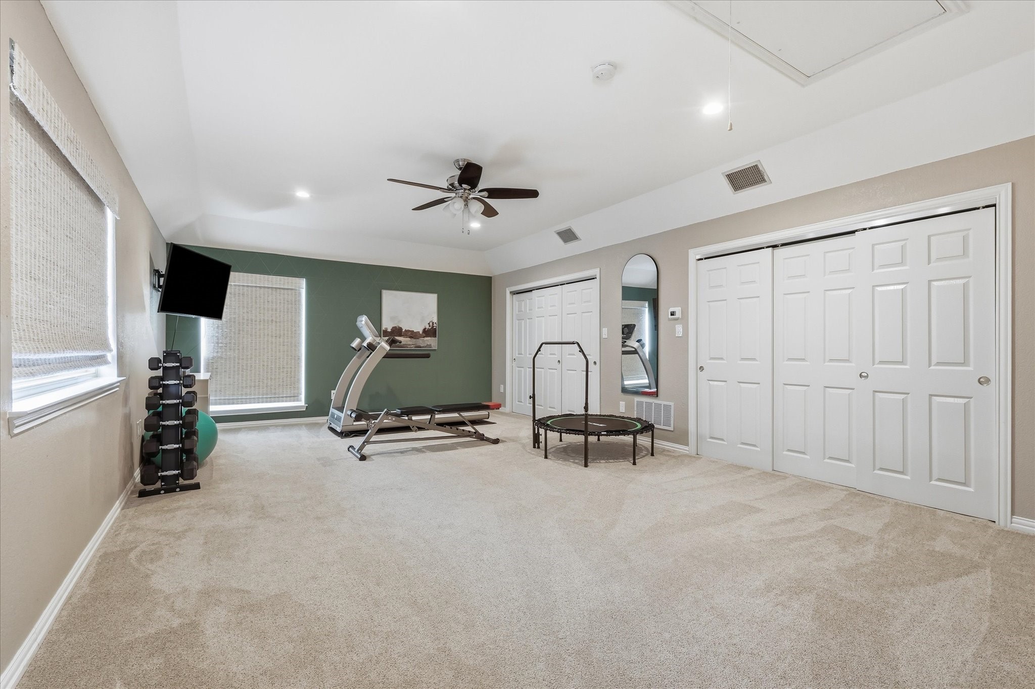198 Chinaberry Way