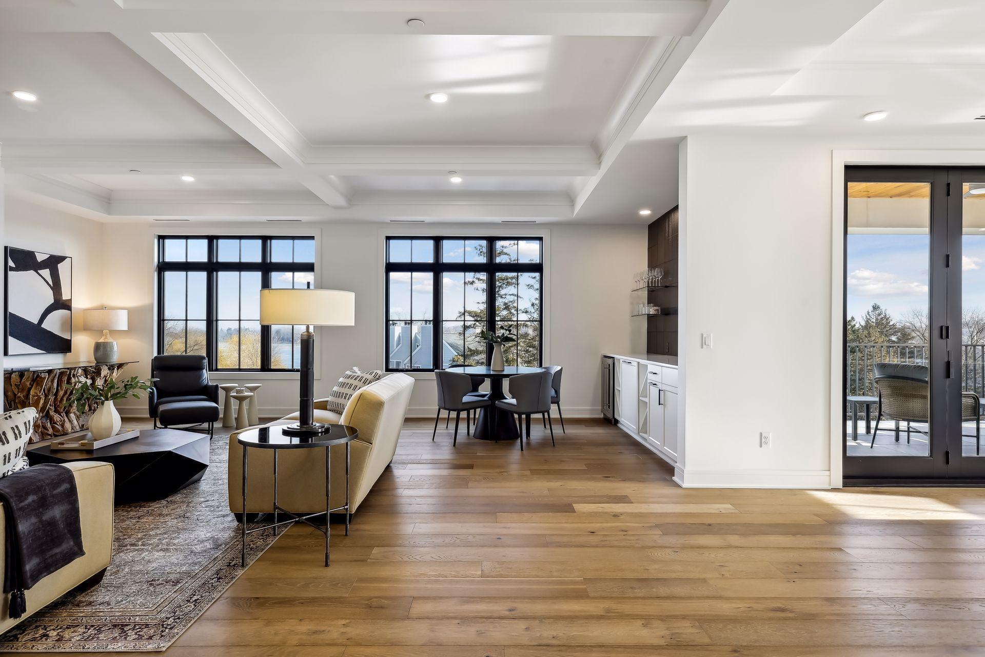 511 2nd Street Unit: 2