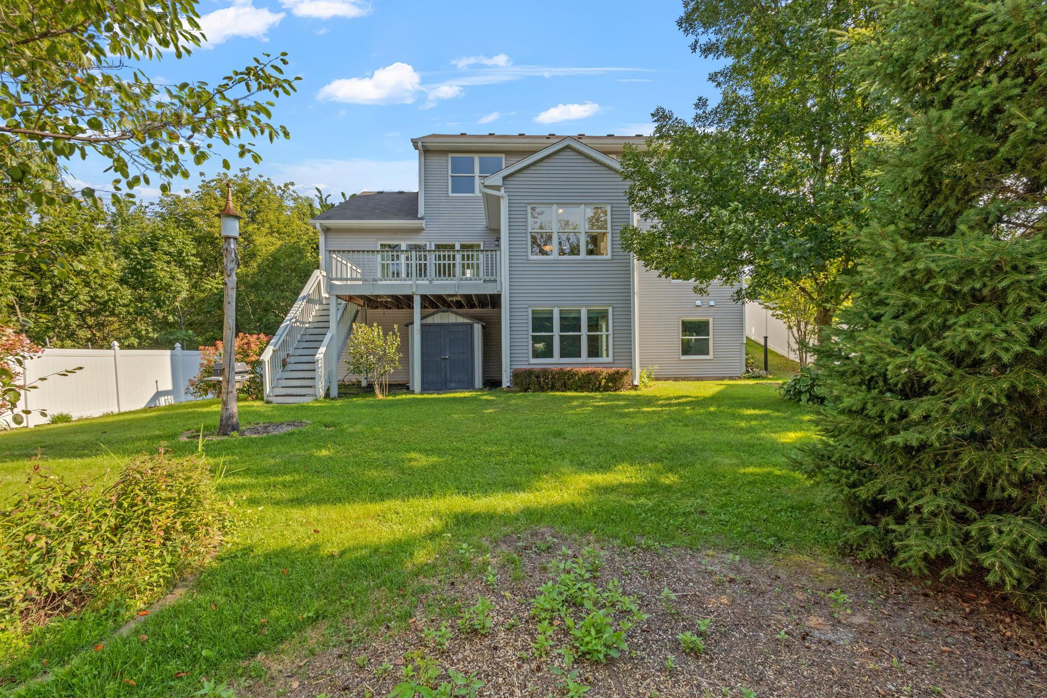 10656 188th Avenue NW