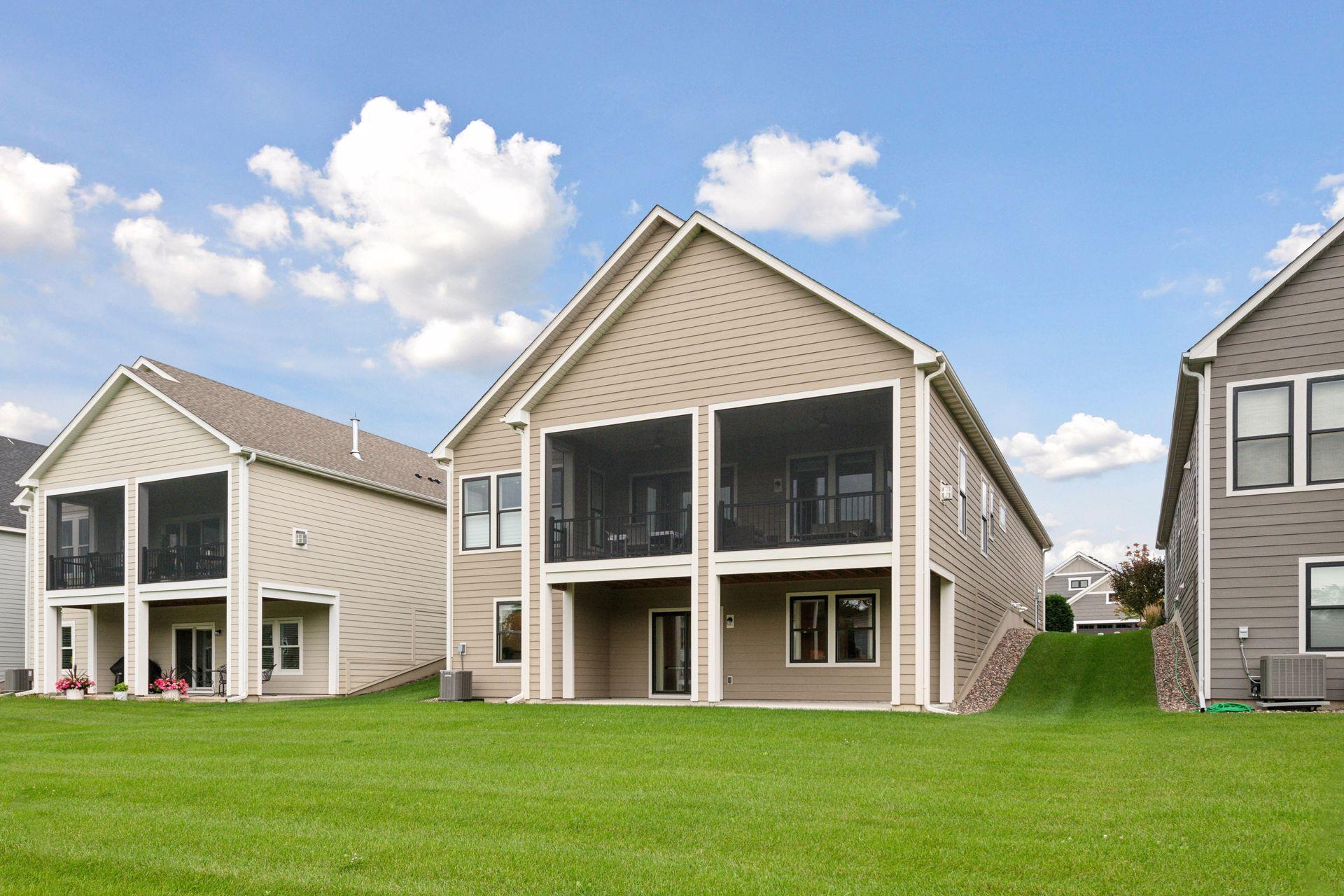 24545 Niblick Alcove