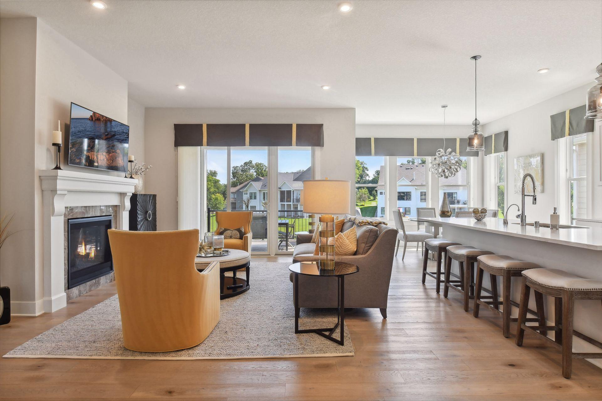 24545 Niblick Alcove